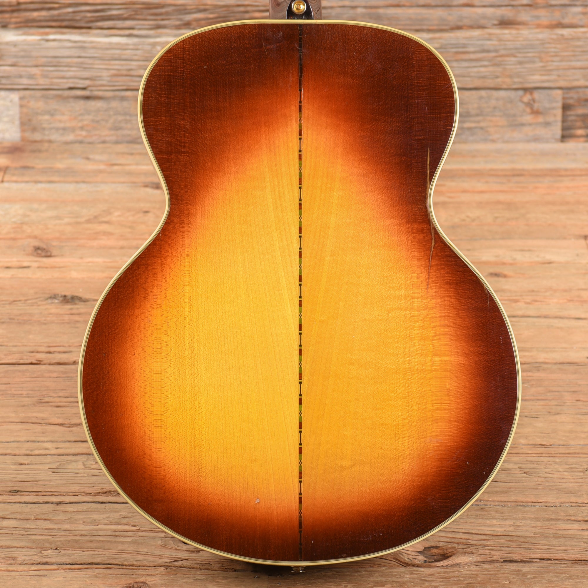 Gibson J-200 Sunburst 1974 Acoustic Guitars / Jumbo