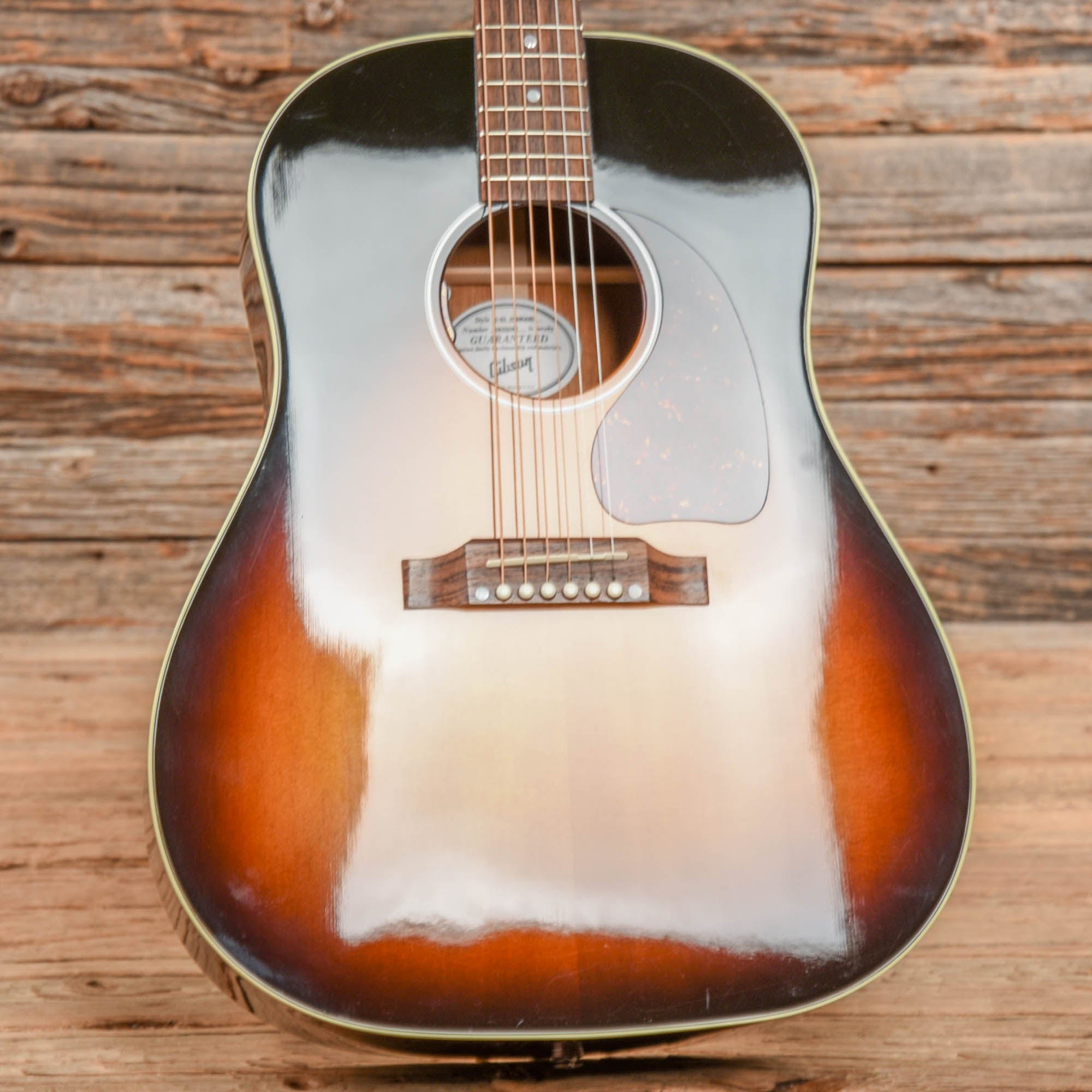 Gibson J-45 Standard Sunburst 2023 – Chicago Music Exchange