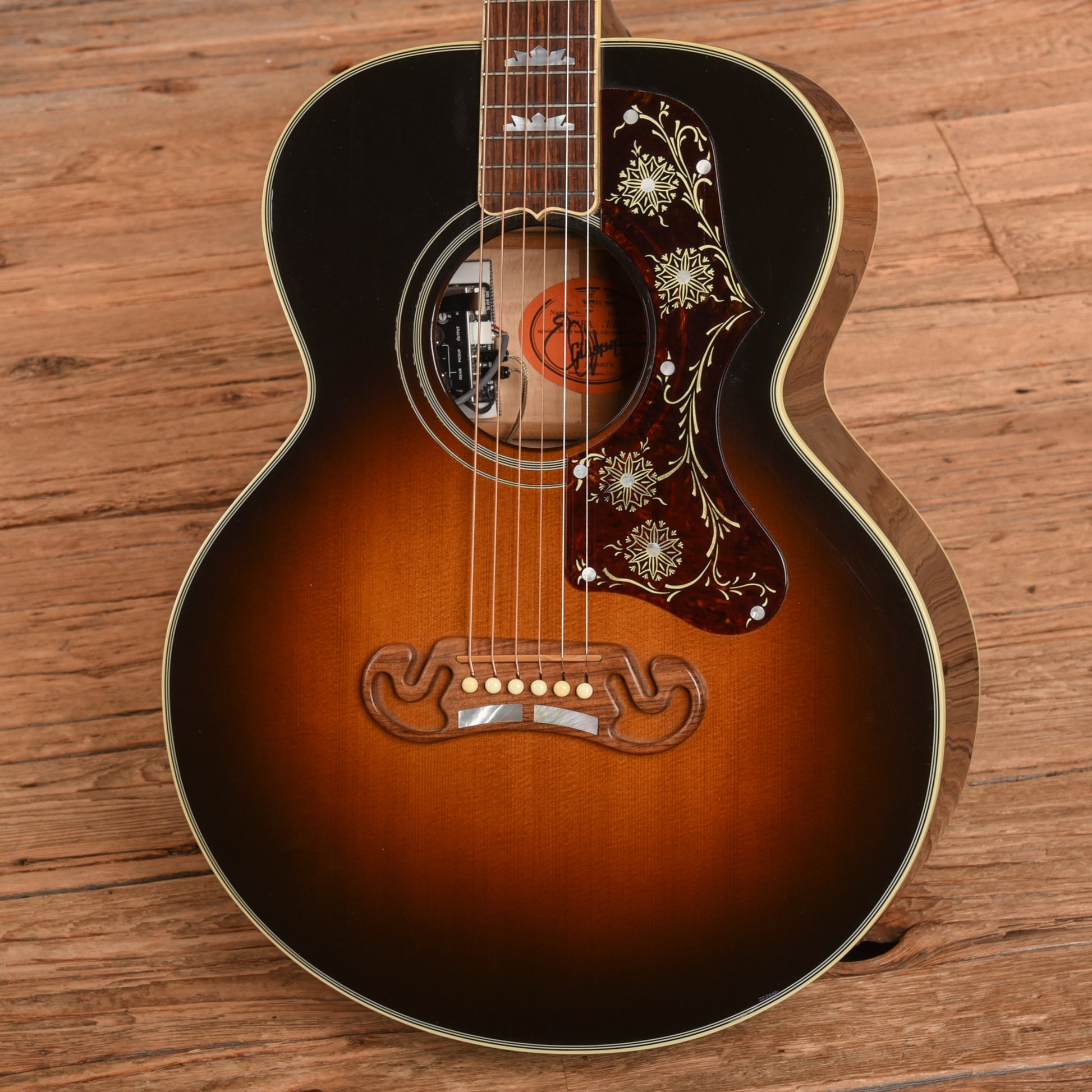 Gibson L-200 Emmylou Harris Sunburst 2008 Acoustic Guitars / Jumbo