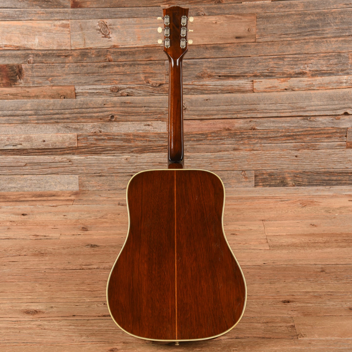 Gibson Southern Jumbo Sunburst 1969 Acoustic Guitars / Jumbo