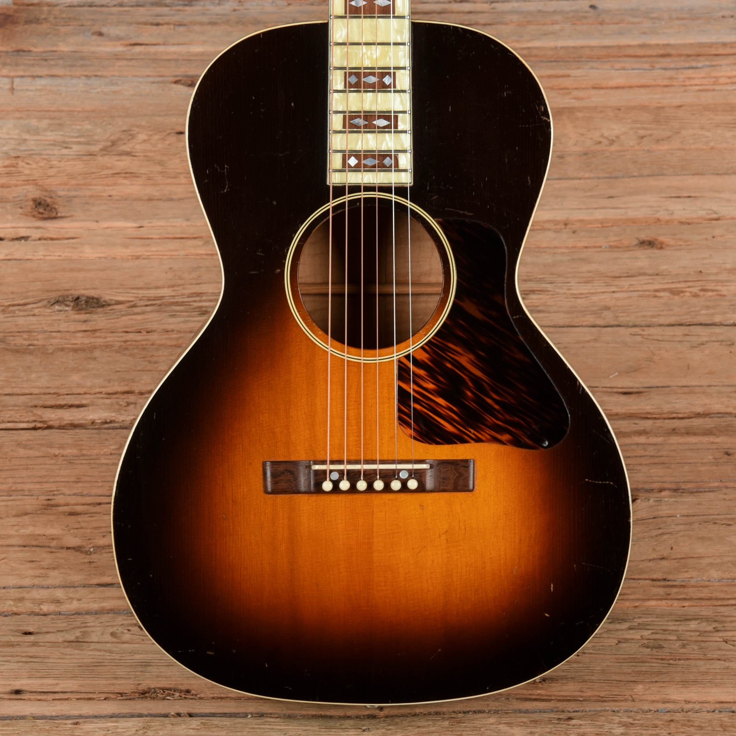 Gibson Century of Progress Hawaiian Sunburst 1937 Acoustic Guitars / Parlor