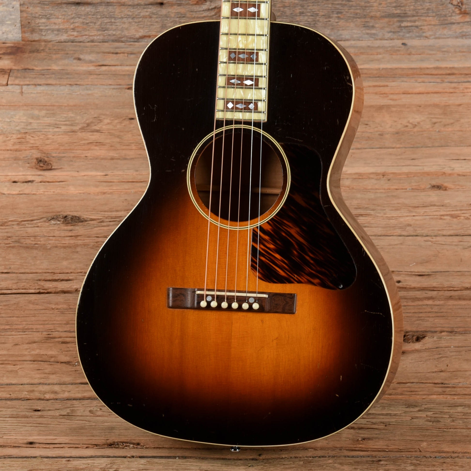 Gibson Century of Progress Hawaiian Sunburst 1937 Acoustic Guitars / Parlor