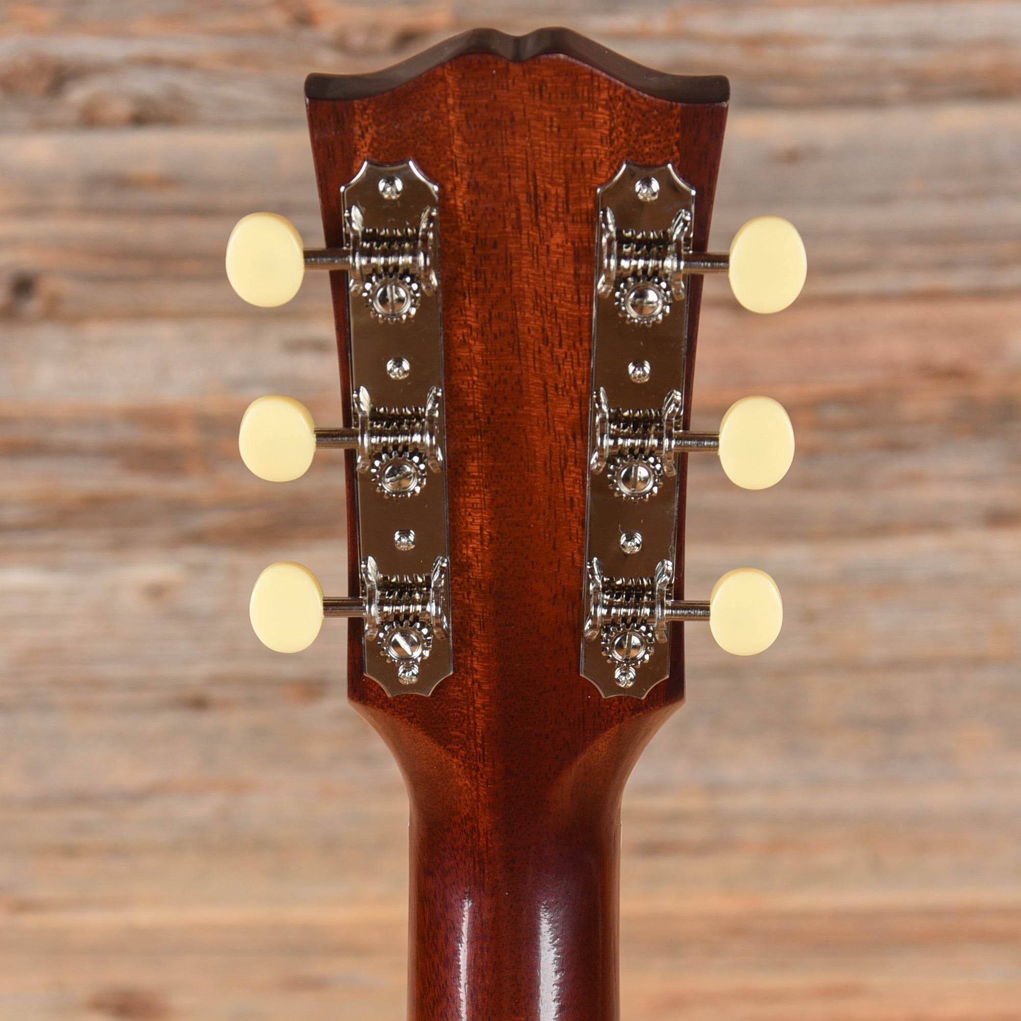 Gibson Custom Shop Historic Reissue 1942 Banner LG-2 Vintage Sunburst Acoustic Guitars / Parlor