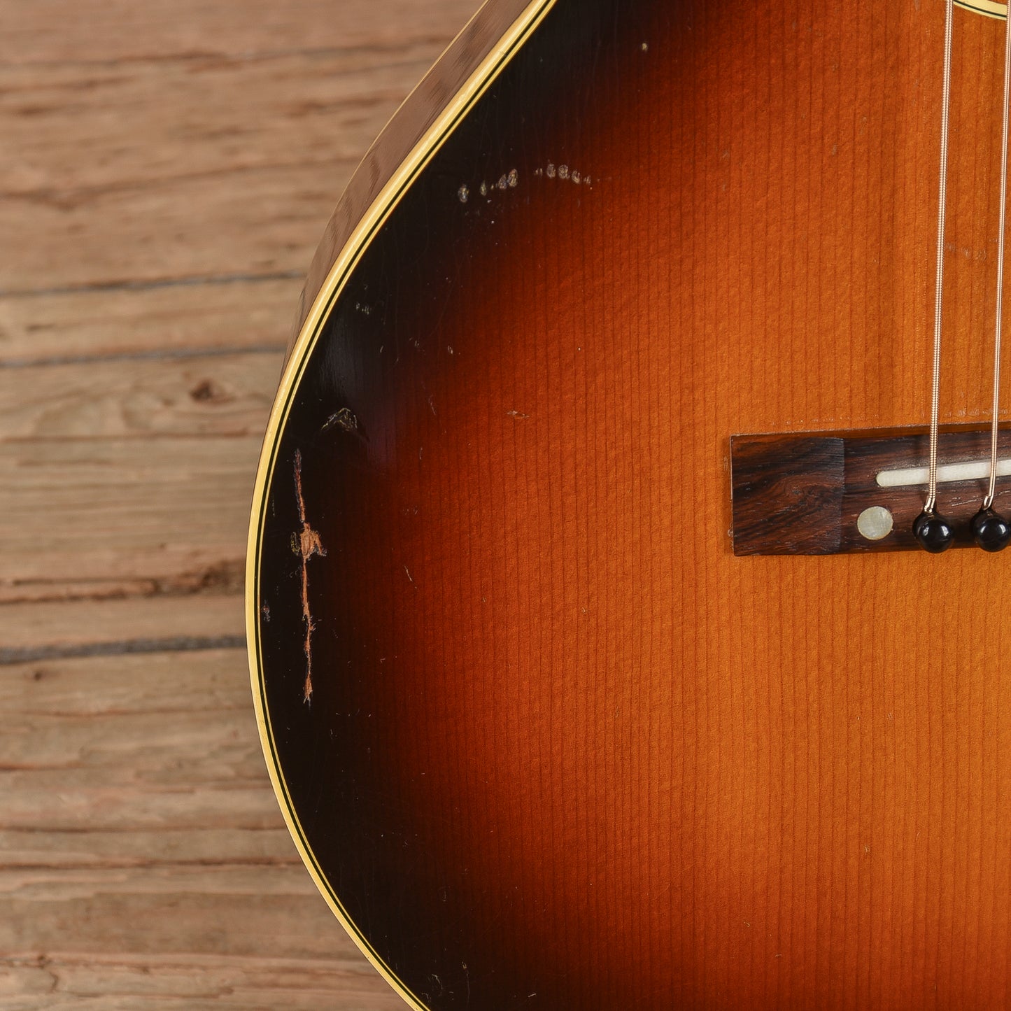Gibson LG-2 3/4 Sunburst 1960 Acoustic Guitars / Parlor
