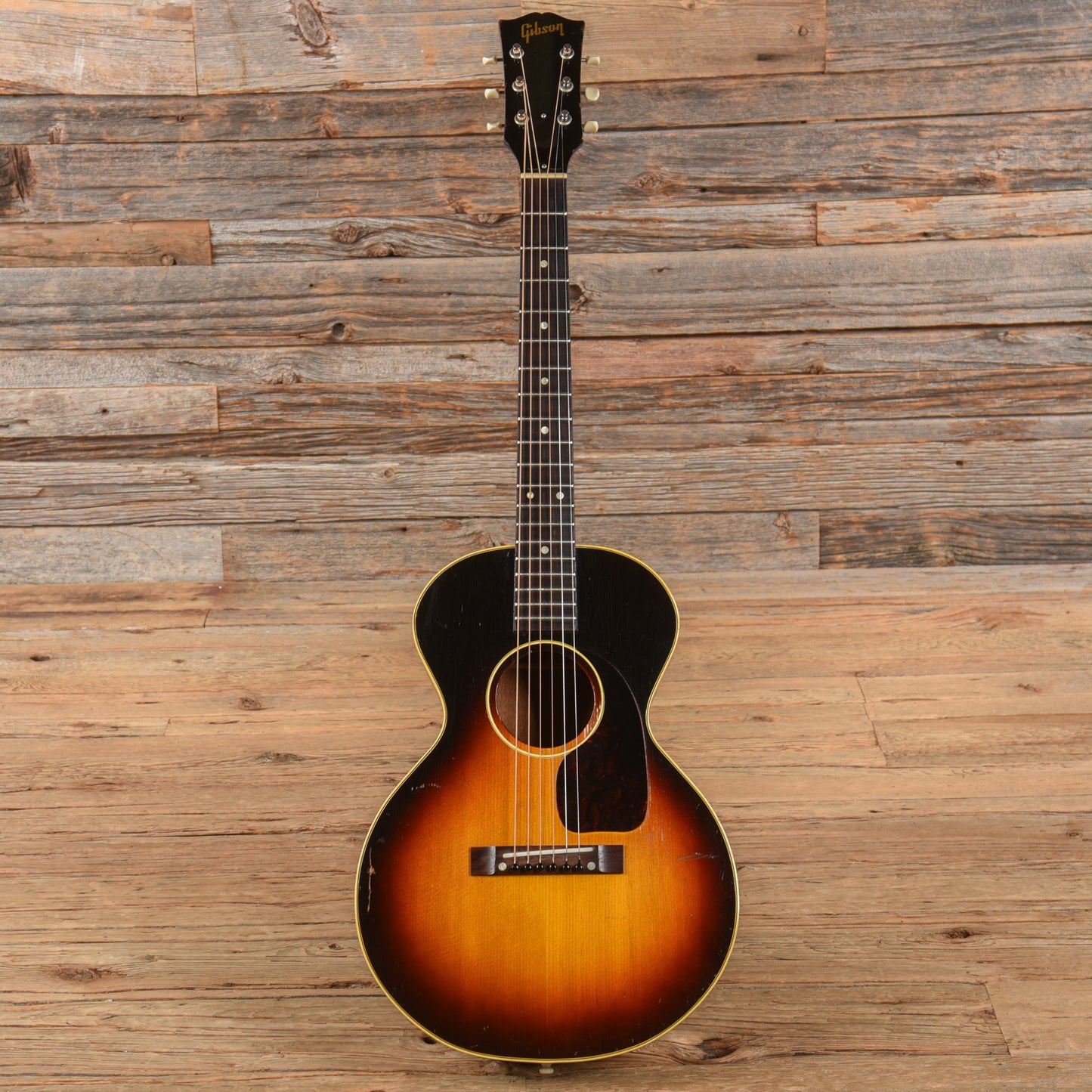 Gibson LG-2 3/4 Sunburst 1960 Acoustic Guitars / Parlor