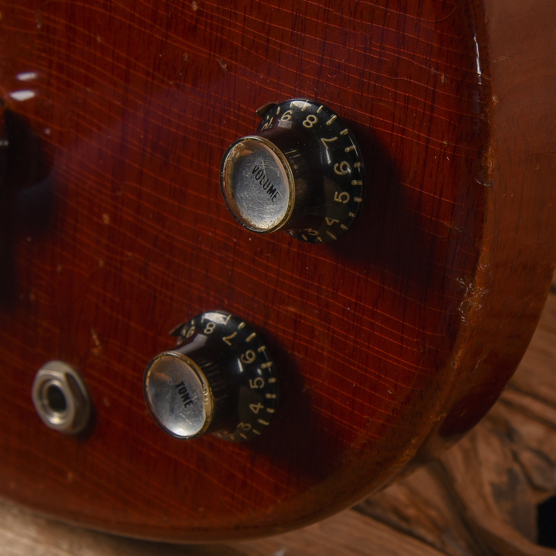 Gibson EB-0 Cherry 1965 Bass Guitars / 4-String