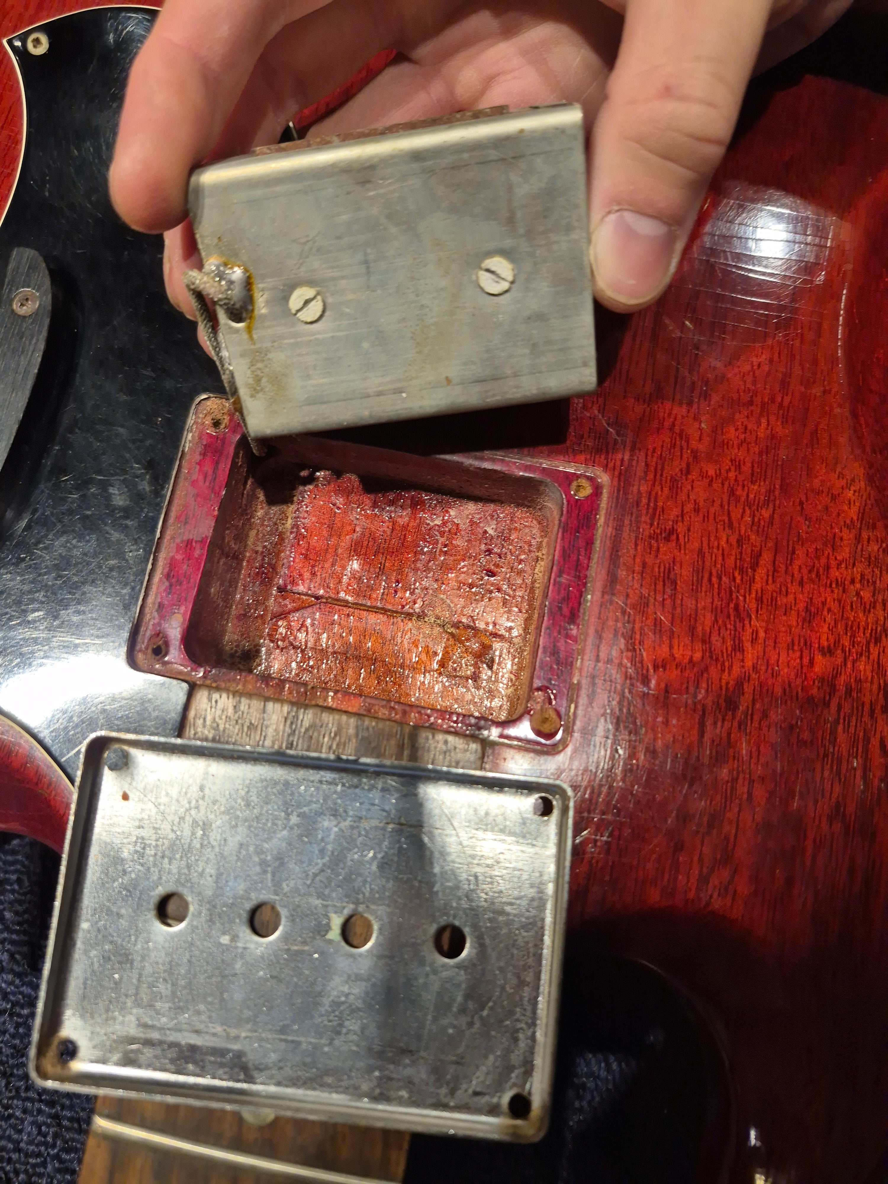Gibson EB-0 Cherry 1965 Bass Guitars / 4-String
