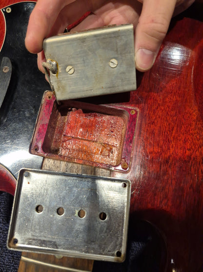 Gibson EB-0 Cherry 1965 Bass Guitars / 4-String