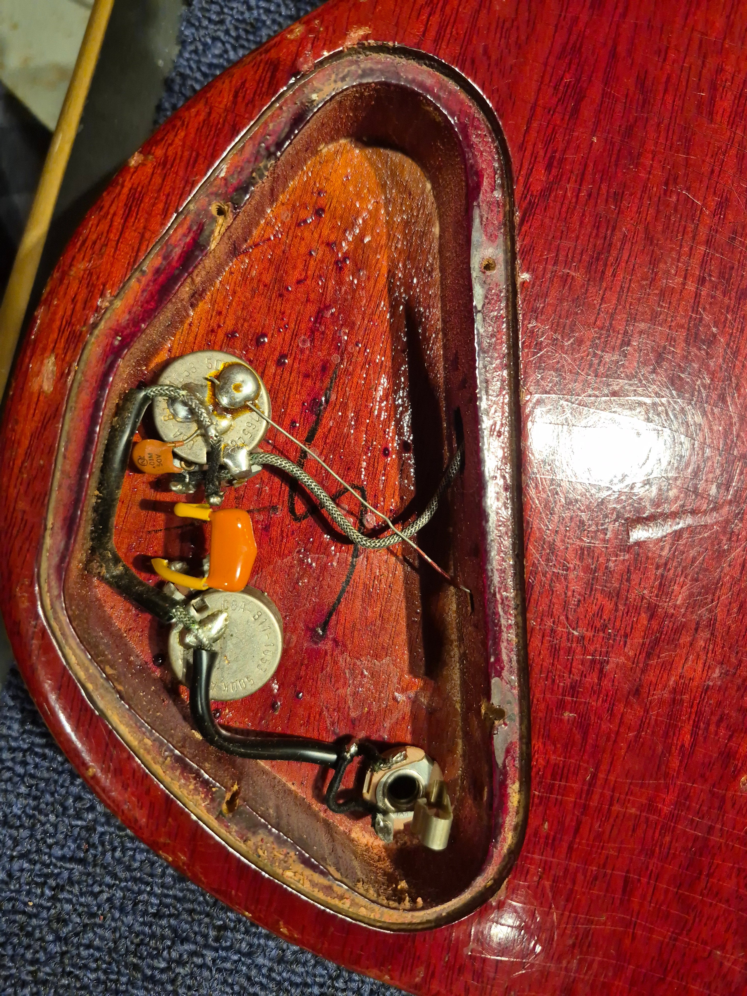 Gibson EB-0 Cherry 1965 Bass Guitars / 4-String