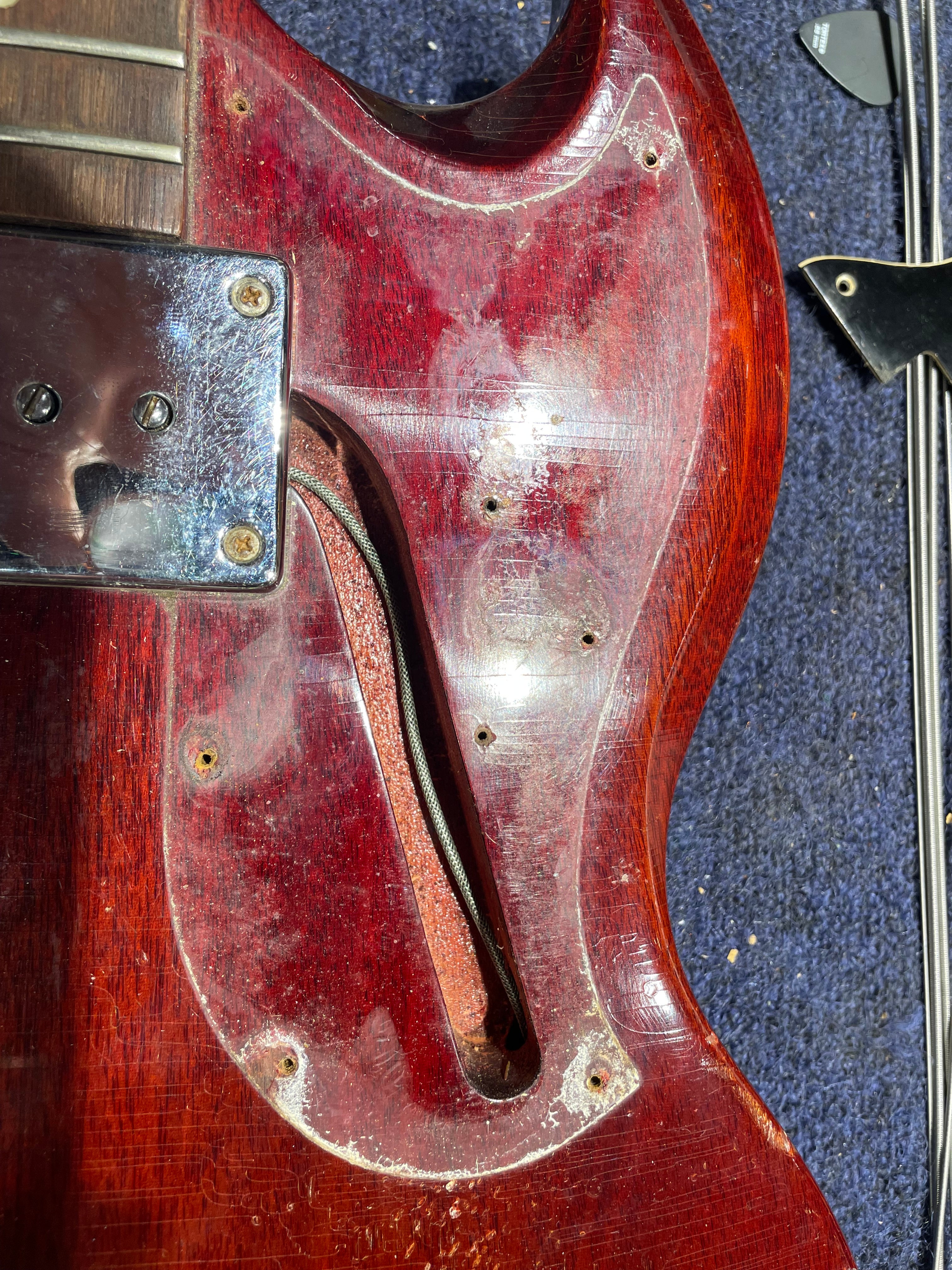 Gibson EB-0 Cherry 1969 Bass Guitars / 4-String