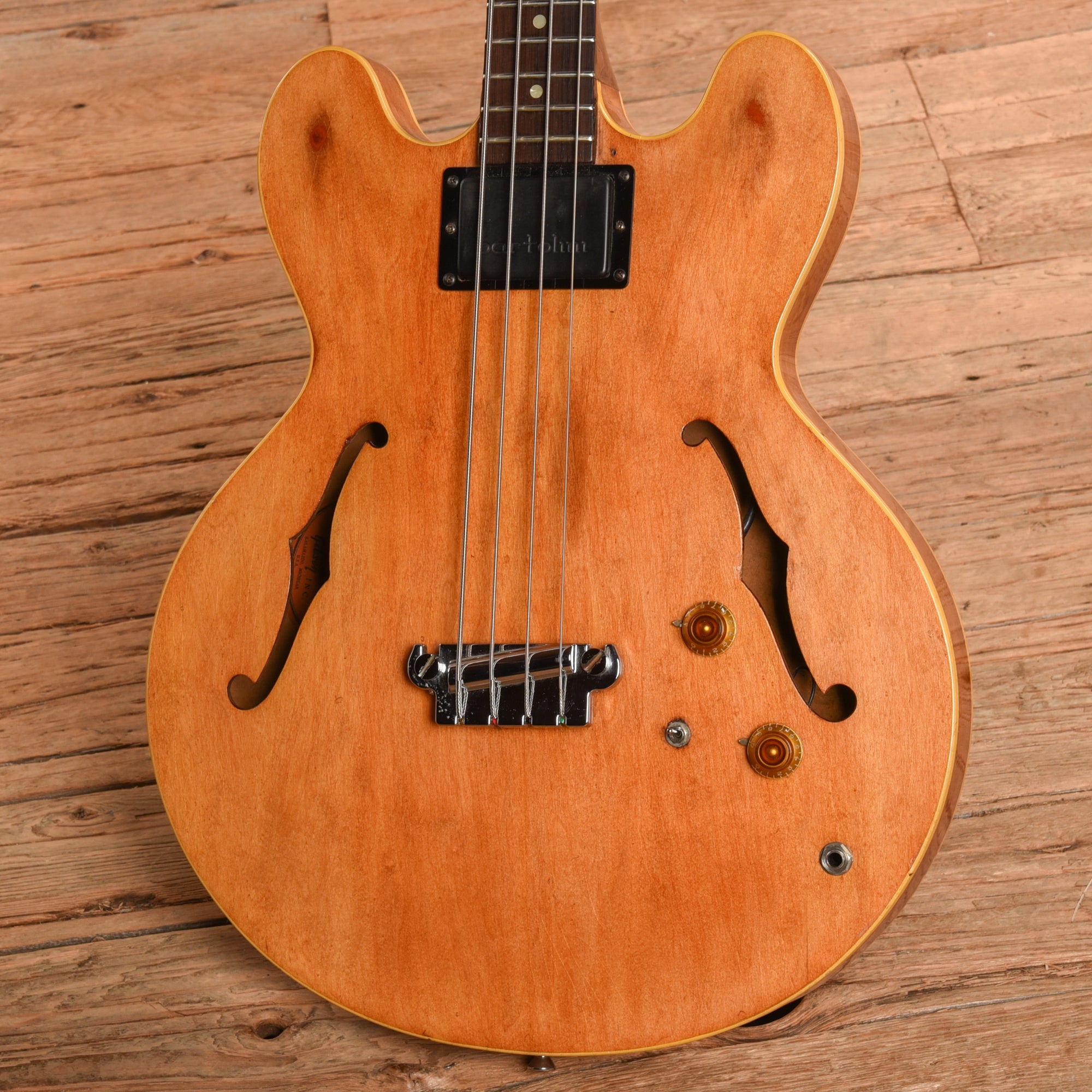 Gibson EB-2 Natural Refin 1960 Bass Guitars / 4-String