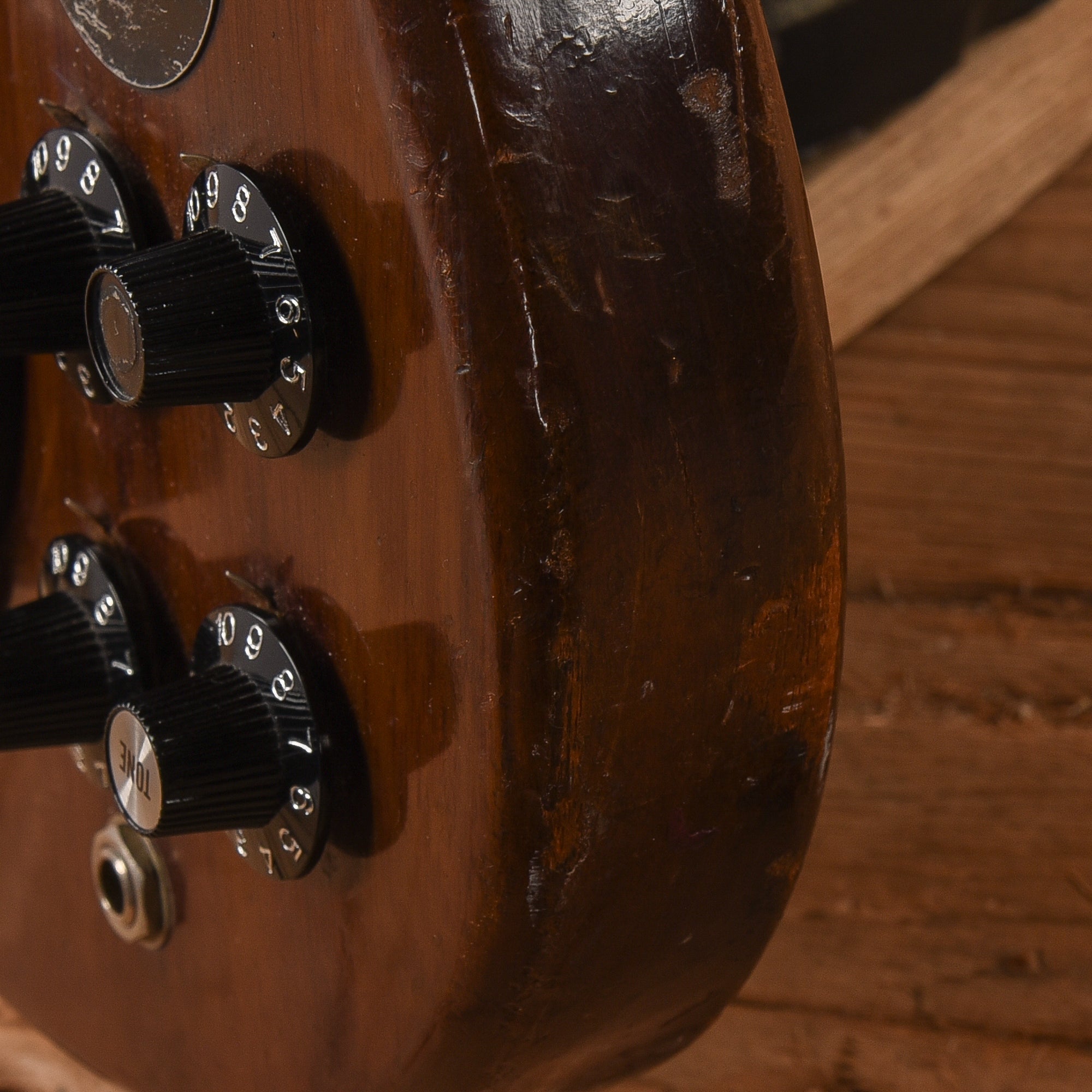 Gibson EB-3 Brown 1975 Bass Guitars / 4-String