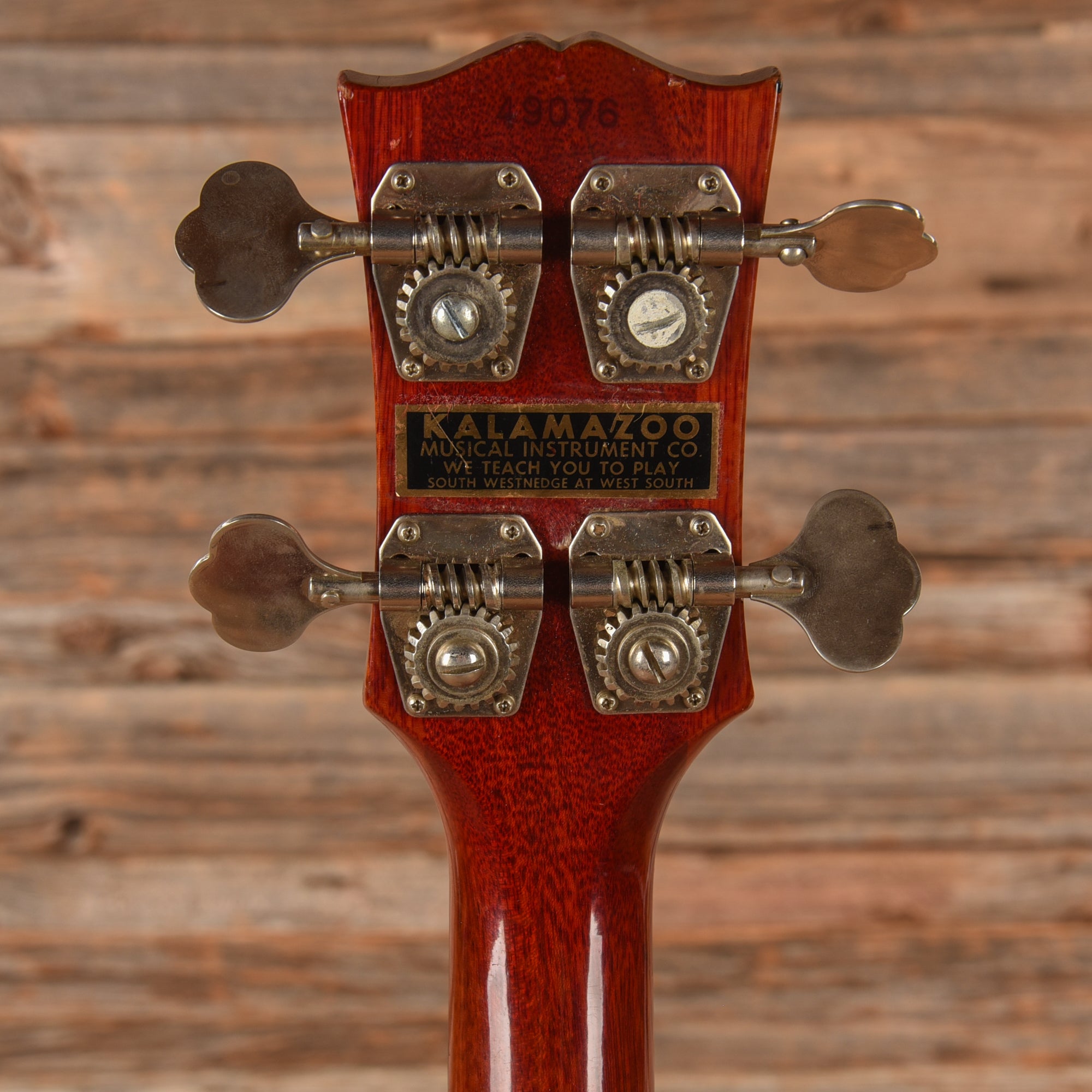 Gibson EB-3 Cherry 1962 Bass Guitars / 4-String