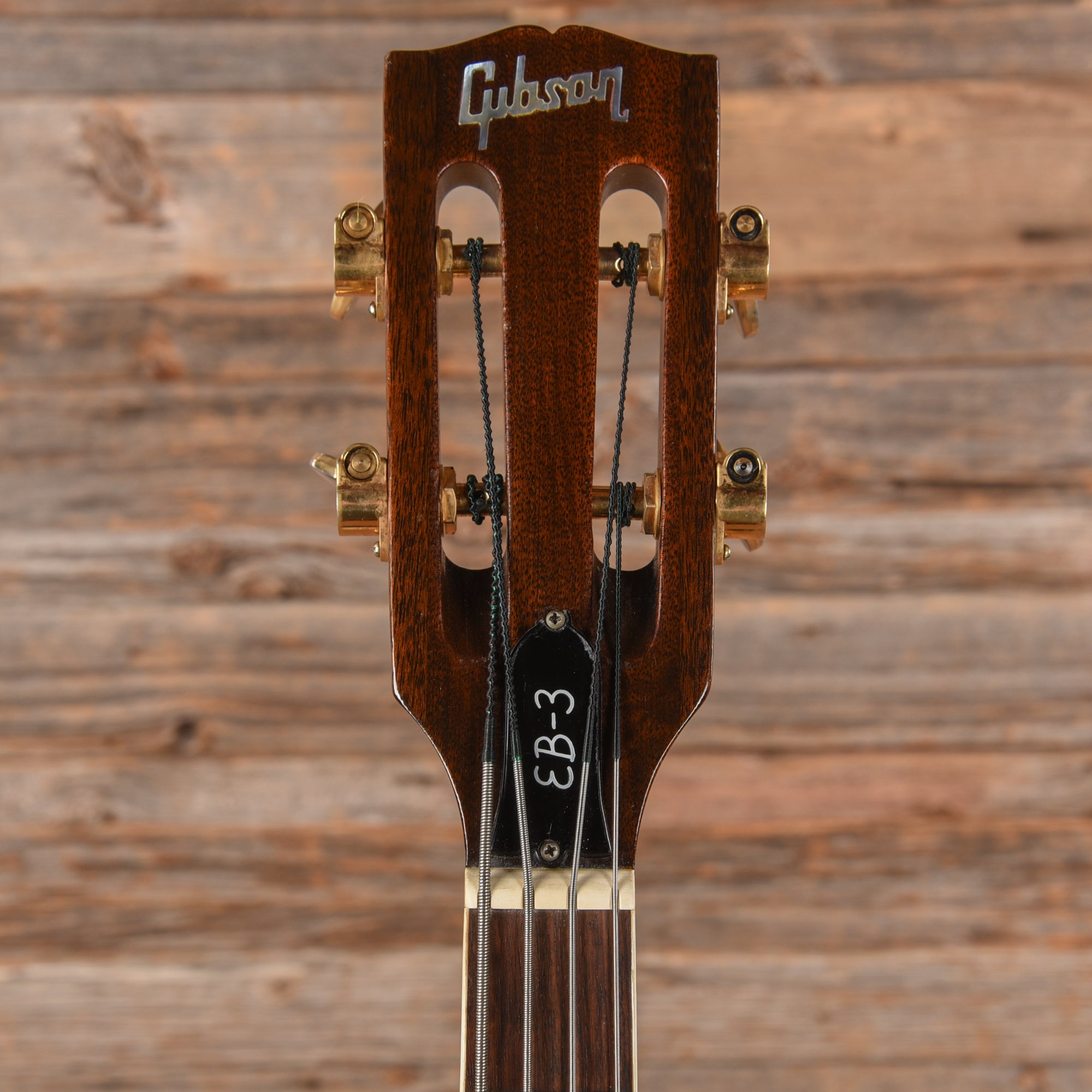 Gibson EB-3 Walnut 1971 Bass Guitars / 4-String