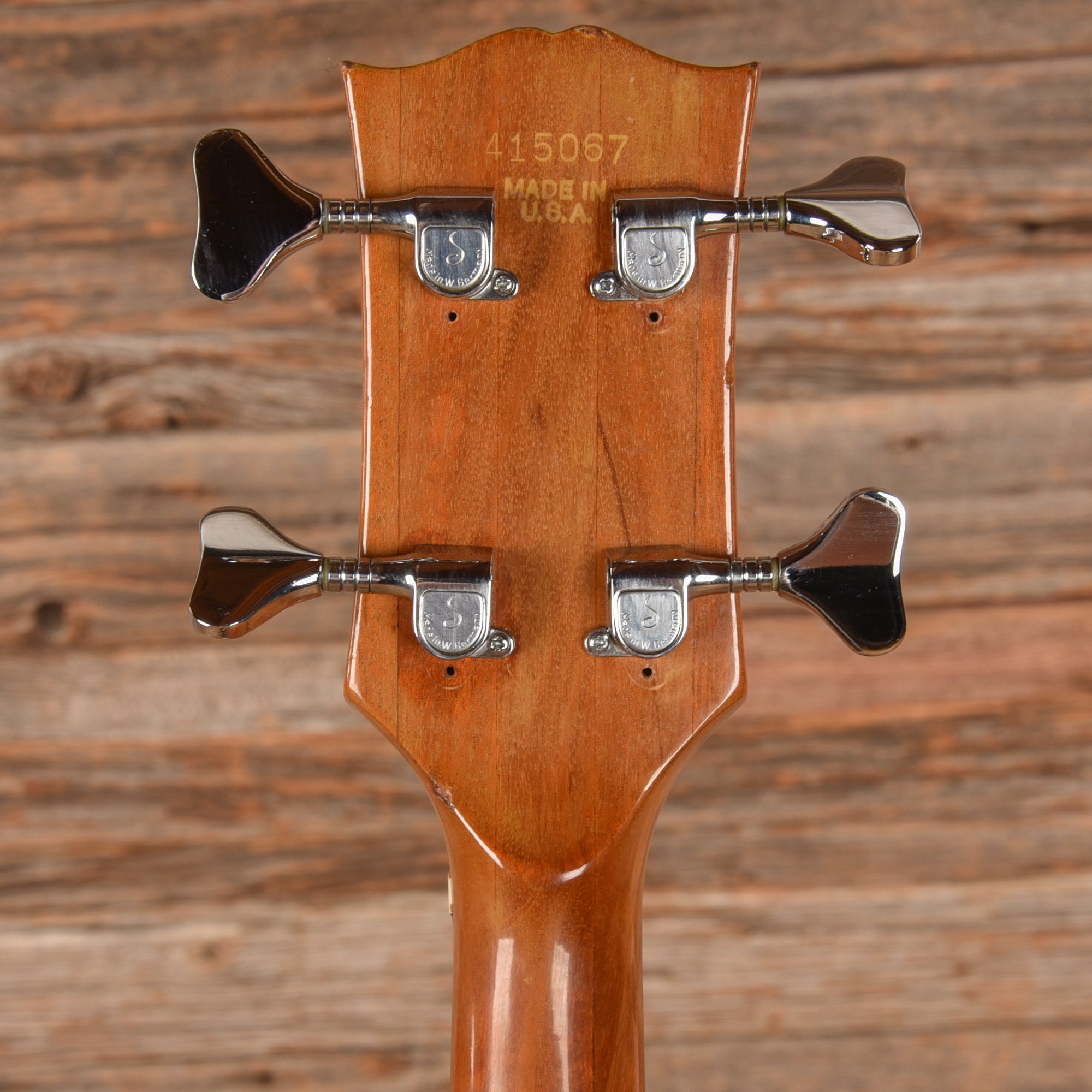 Gibson Les Paul Triumph Bass Walnut 1975 Bass Guitars / 4-String