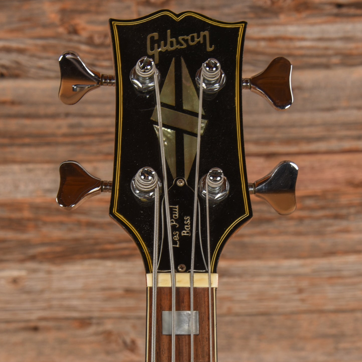Gibson Les Paul Triumph Bass Walnut 1975 Bass Guitars / 4-String