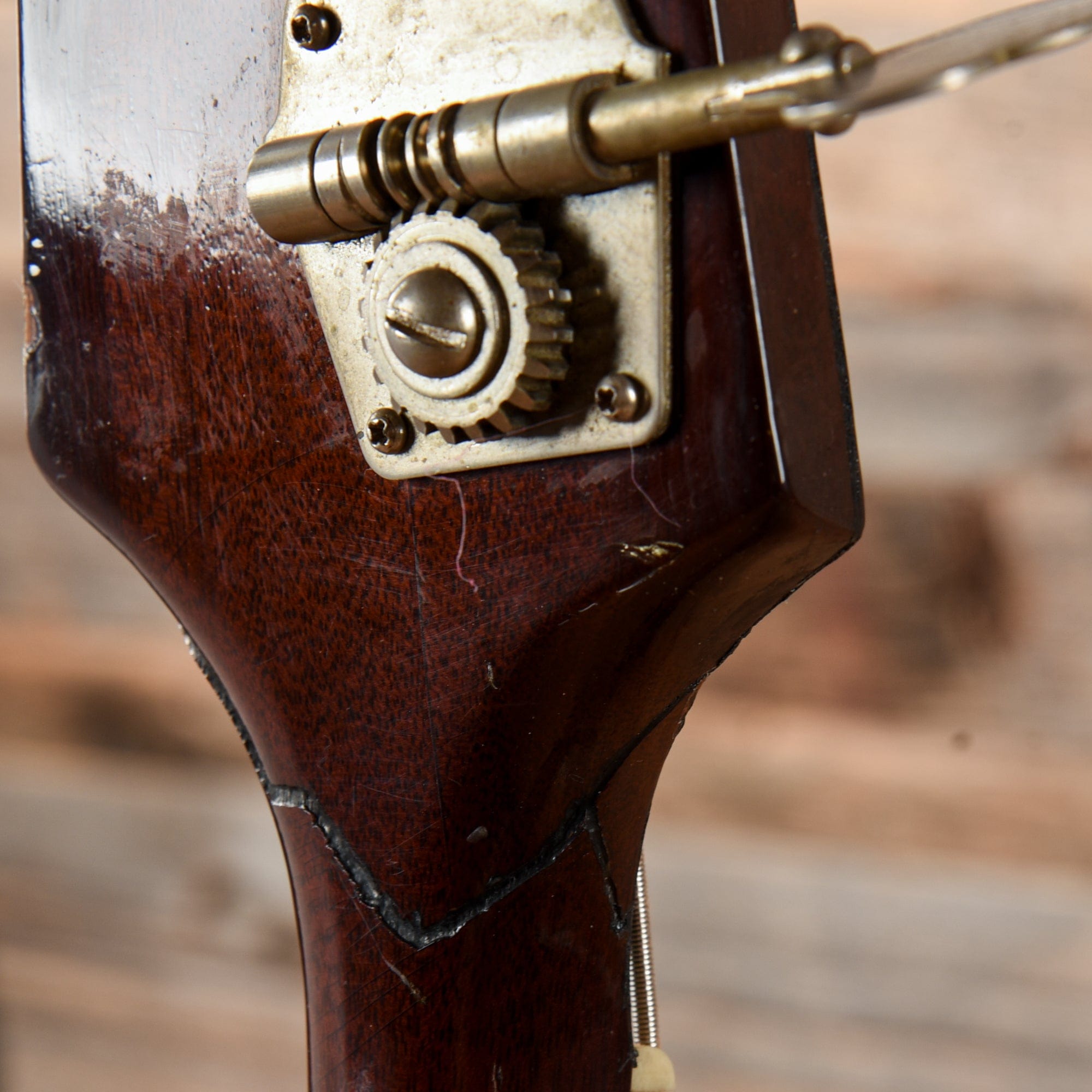 Gibson Thunderbird II Non-Reverse Sunburst 1966 Bass Guitars / 4-String