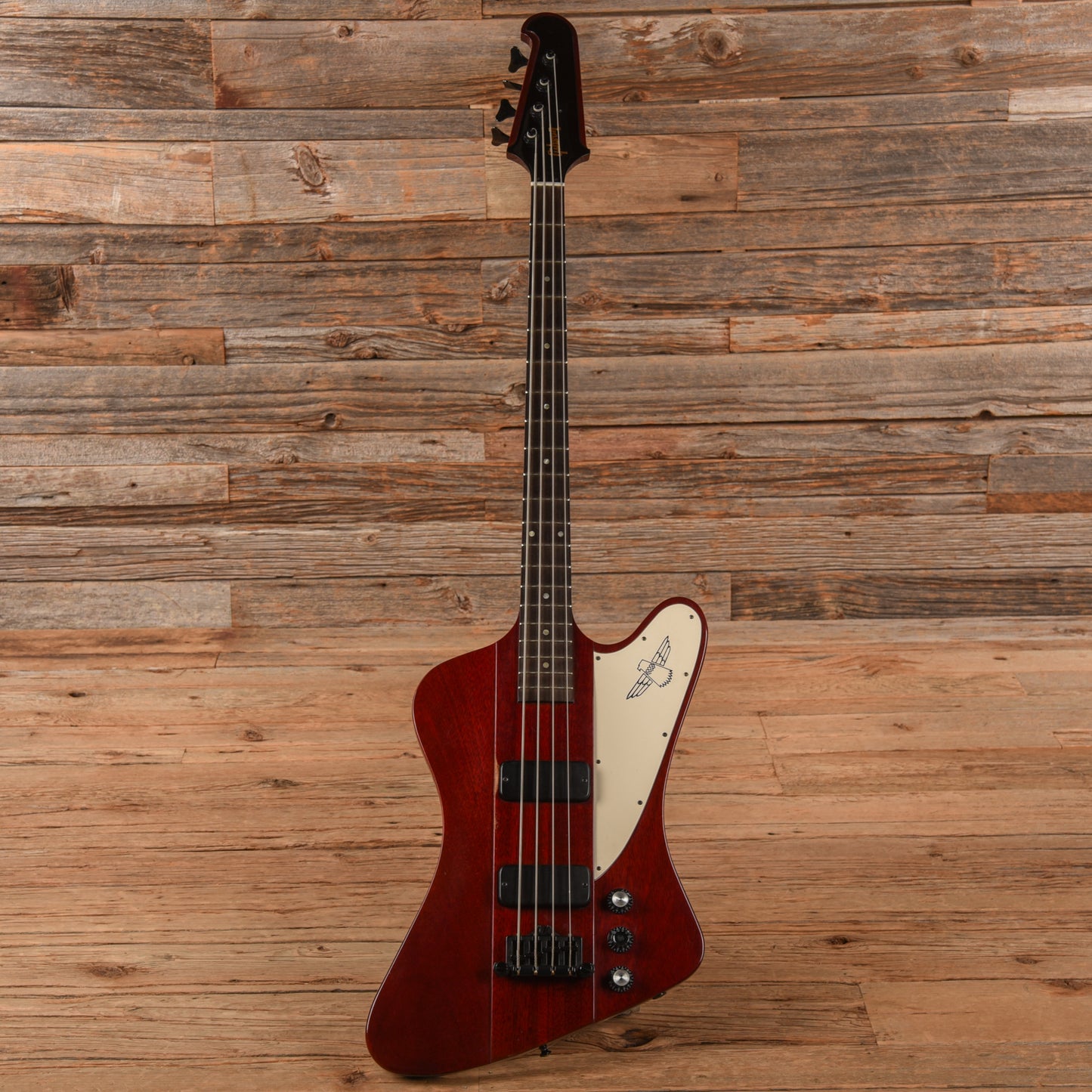 Gibson Thunderbird IV Cherry 2011 Bass Guitars / 4-String