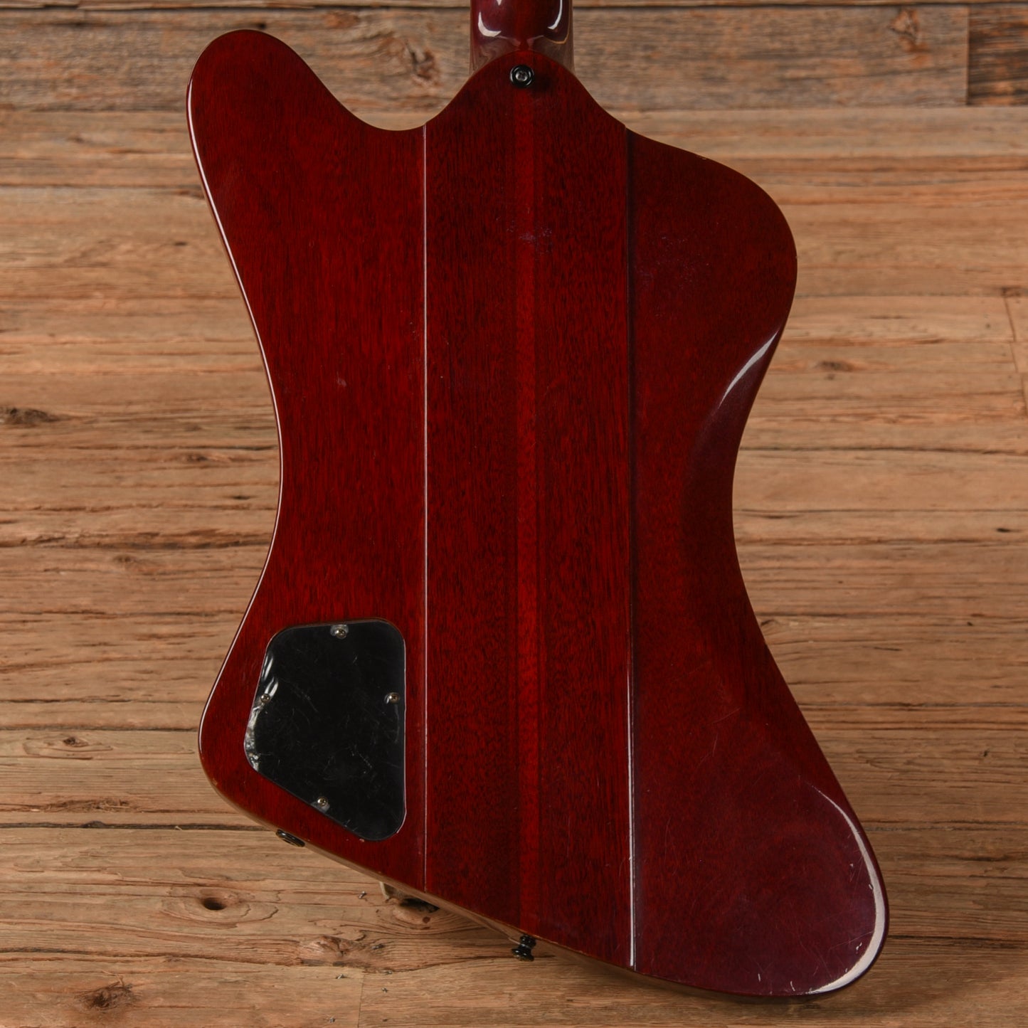 Gibson Thunderbird IV Cherry 2011 Bass Guitars / 4-String