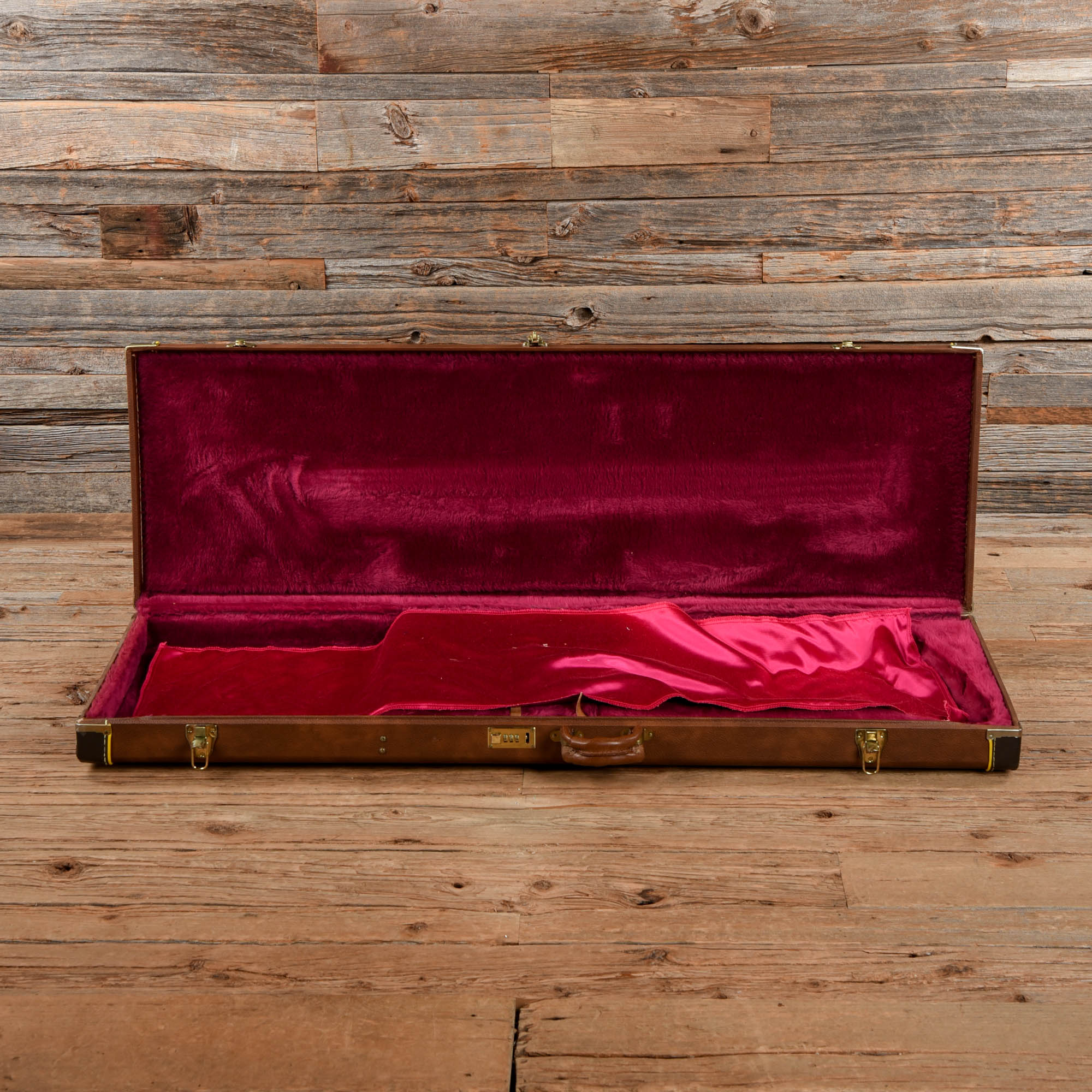 Gibson Thunderbird Sunburst 1995 Bass Guitars / 4-String