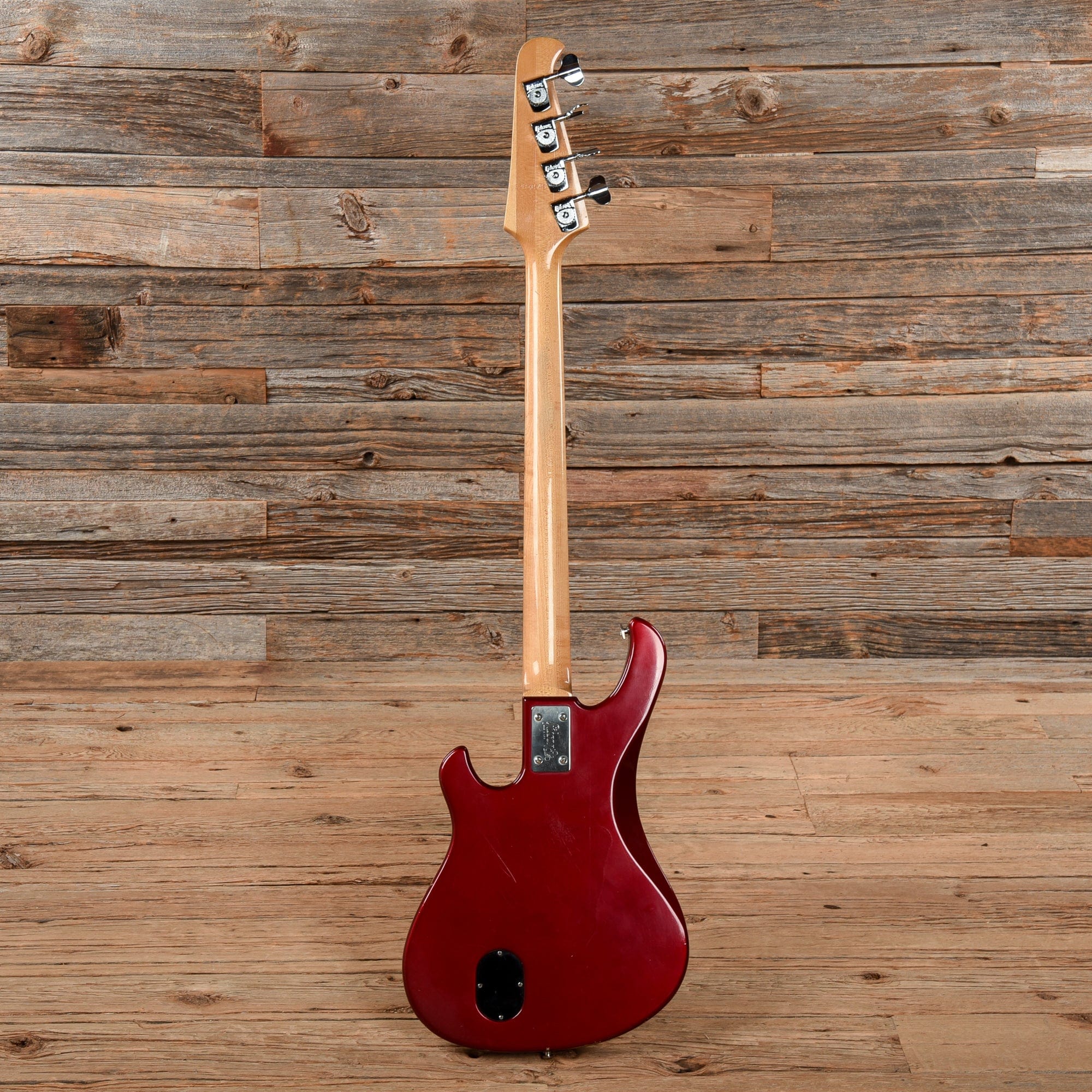 Gibson Victory Bass Red 1981 Bass Guitars / 4-String