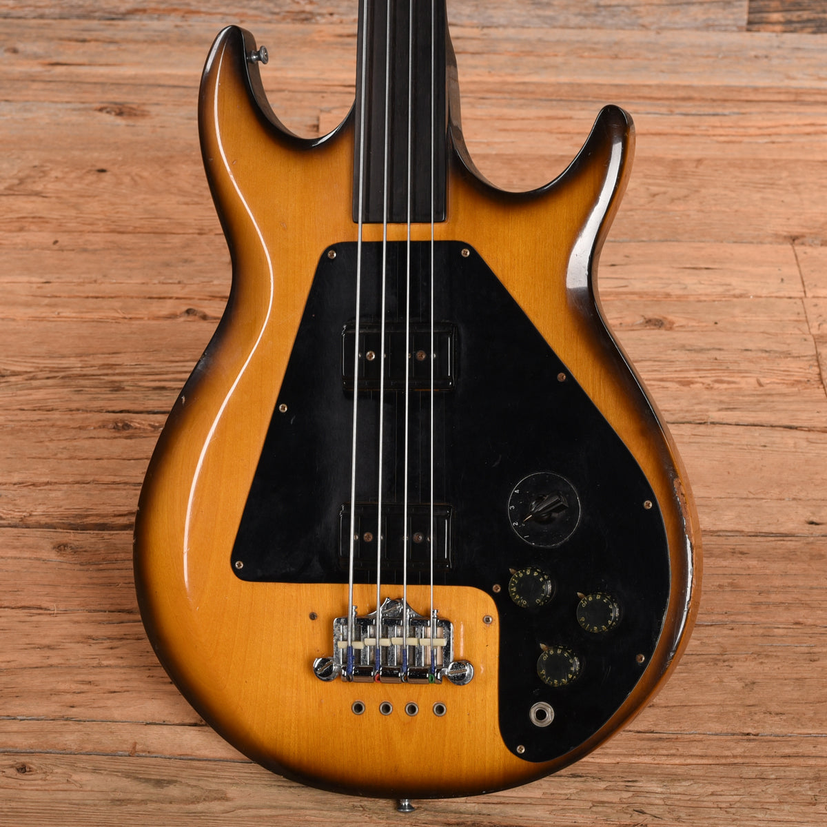 Gibson L-9S The Ripper Fretless Sunburst 1976 Bass Guitars