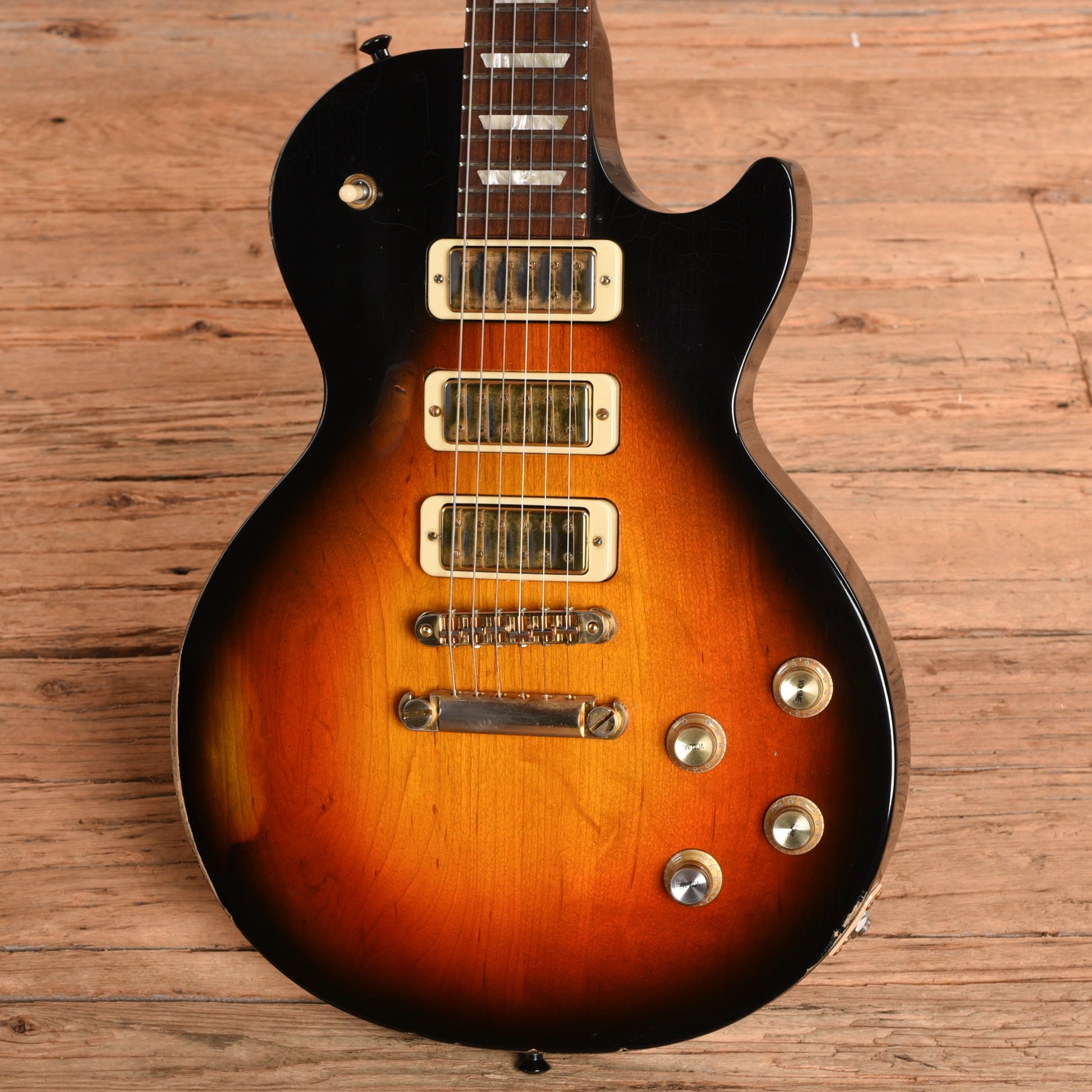 Gibson 70's Les Paul Tribute Sunburst 2012 Electric Guitars