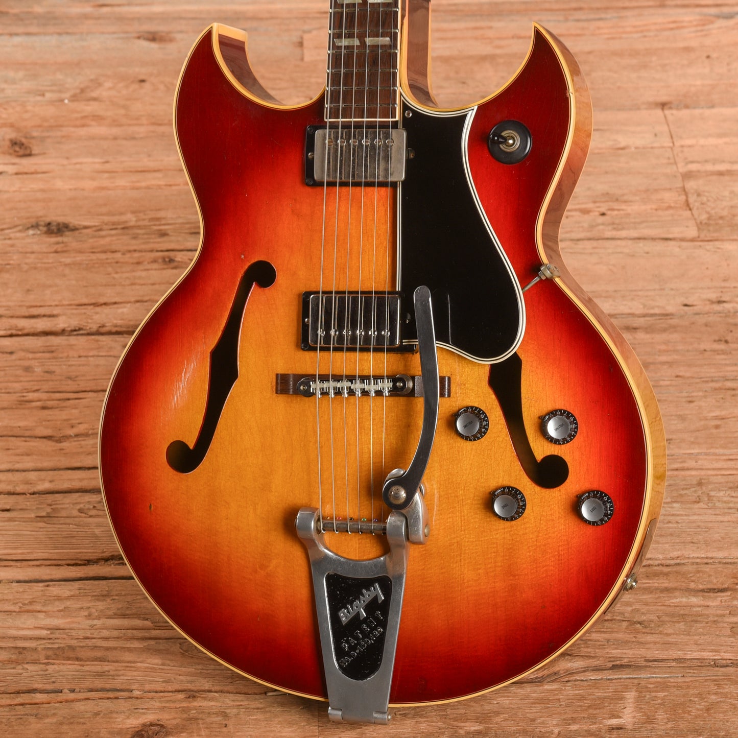 Gibson Barney Kessel Regular Sunburst 1963 Electric Guitars