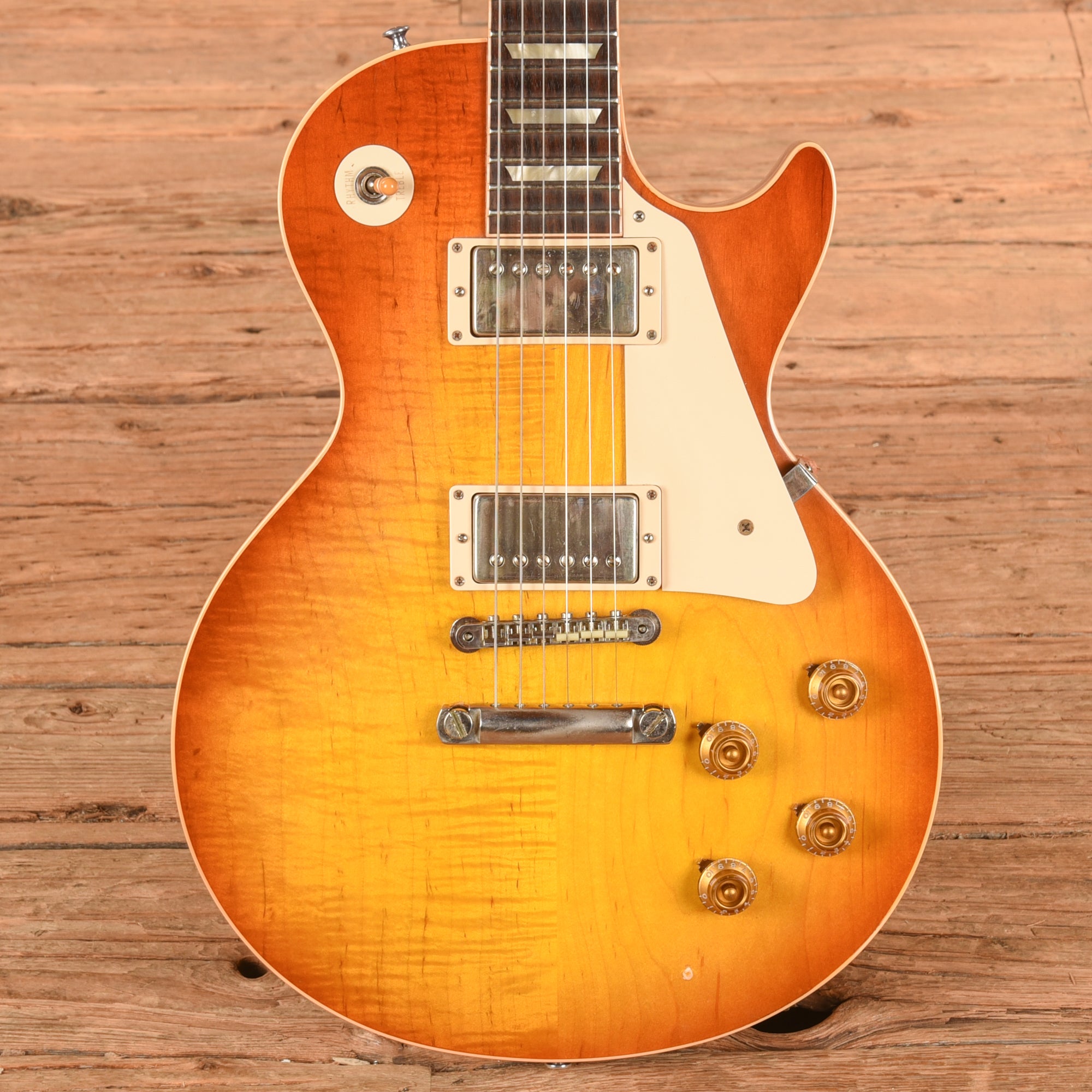 Gibson Custom Eric Clapton 'Beano' '60 Les Paul VOS (Model AB275C) Sunburst Electric Guitars