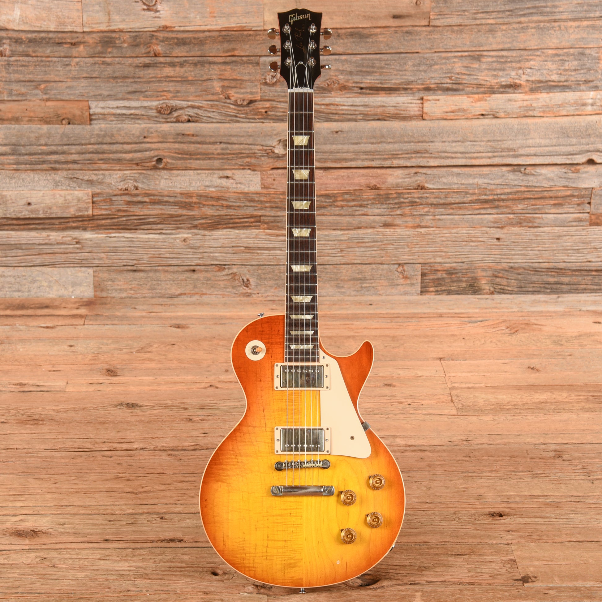 Gibson Custom Eric Clapton 'Beano' '60 Les Paul VOS (Model AB275C) Sunburst Electric Guitars