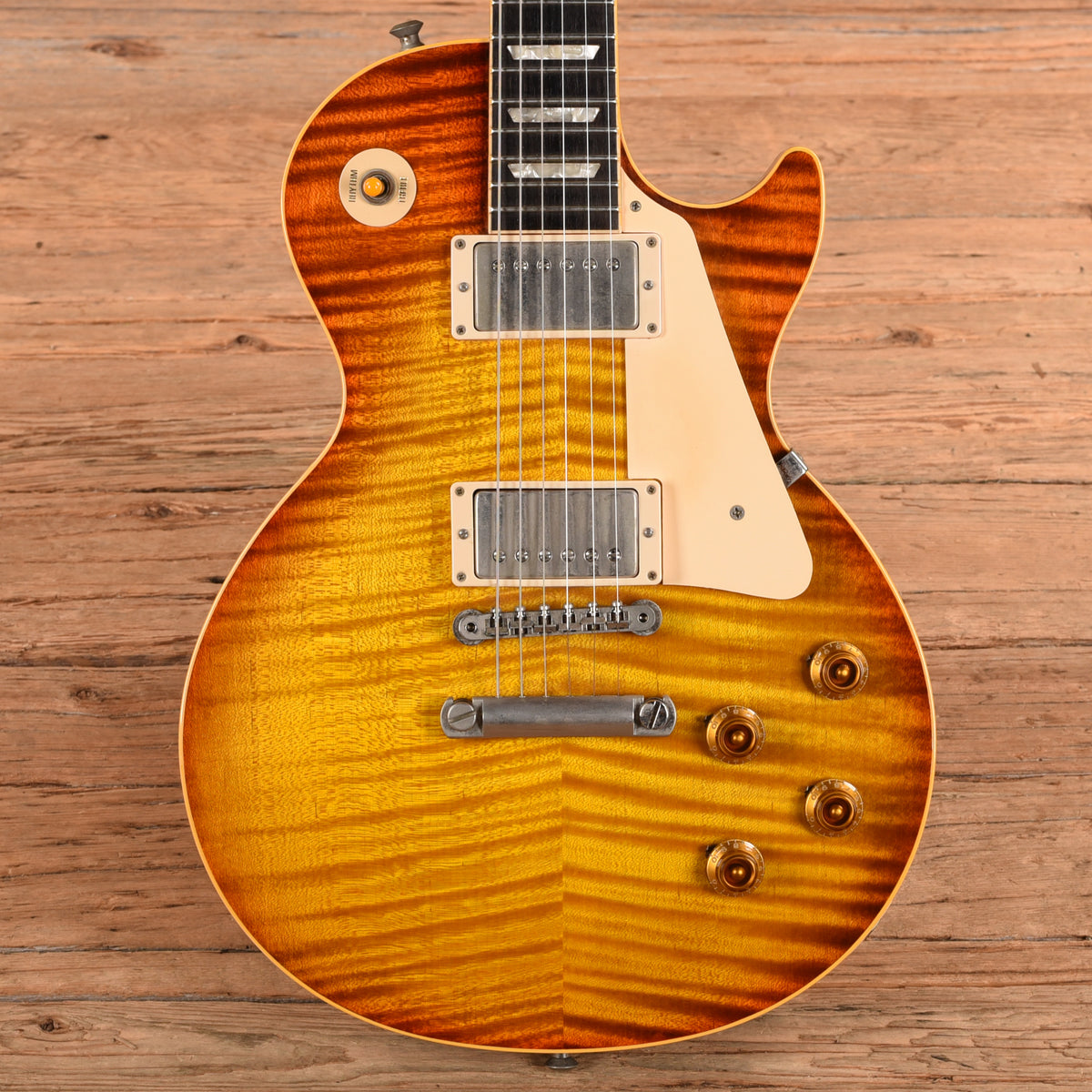 Gibson Custom Historic Collection Les Paul R9 Sunburst 1994 Electric Guitars
