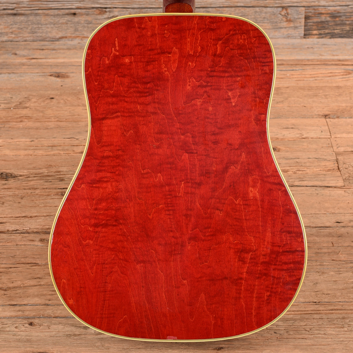 Gibson Dove Sunburst 1965 Electric Guitars