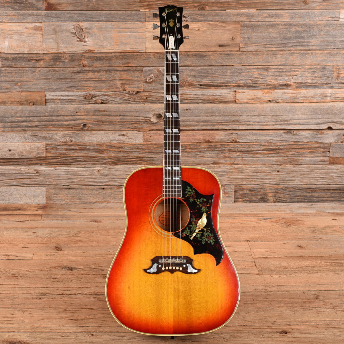 Gibson Dove Sunburst 1965 Electric Guitars