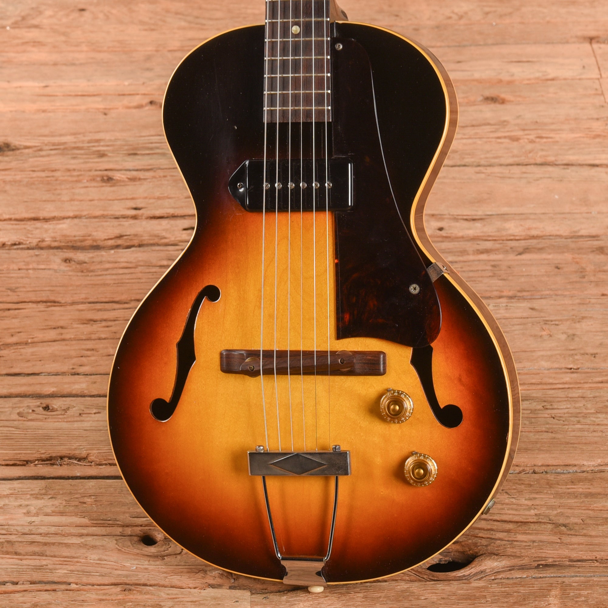 Gibson ES-125T 3/4 Sunburst 1957 Electric Guitars