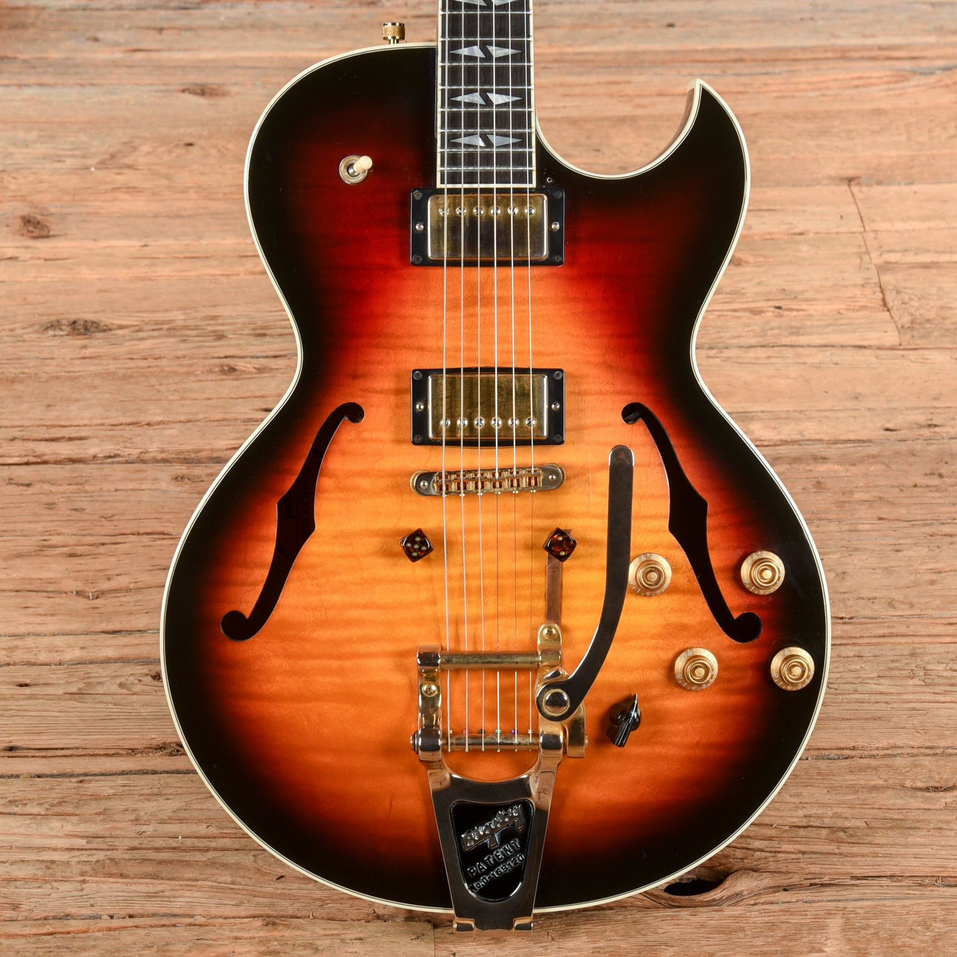 Gibson ES-137 Custom Sunburst 2003 Electric Guitars