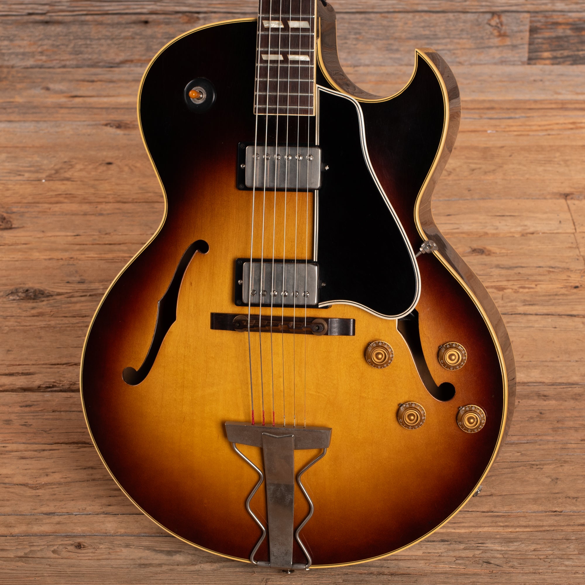 Gibson ES-175 Sunburst 1959 Electric Guitars