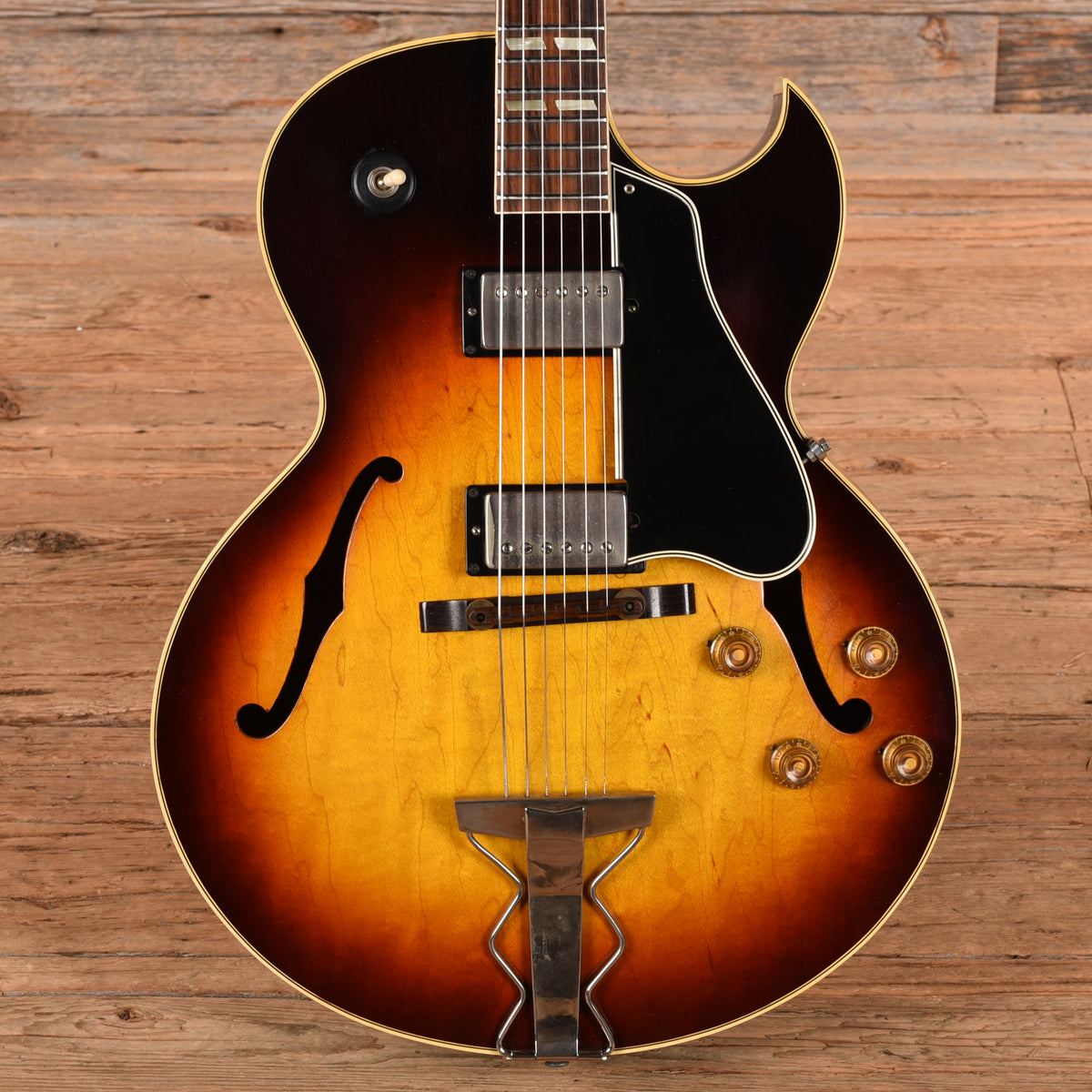 Gibson ES-175D Sunburst 1961 Electric Guitars