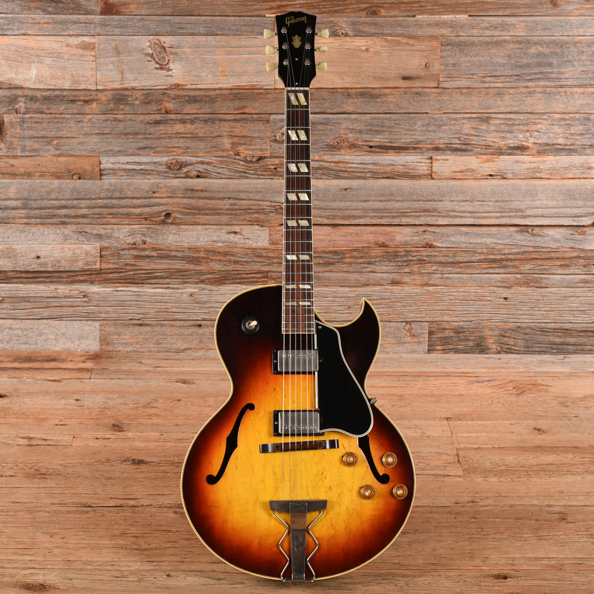 Gibson ES-175D Sunburst 1961 Electric Guitars