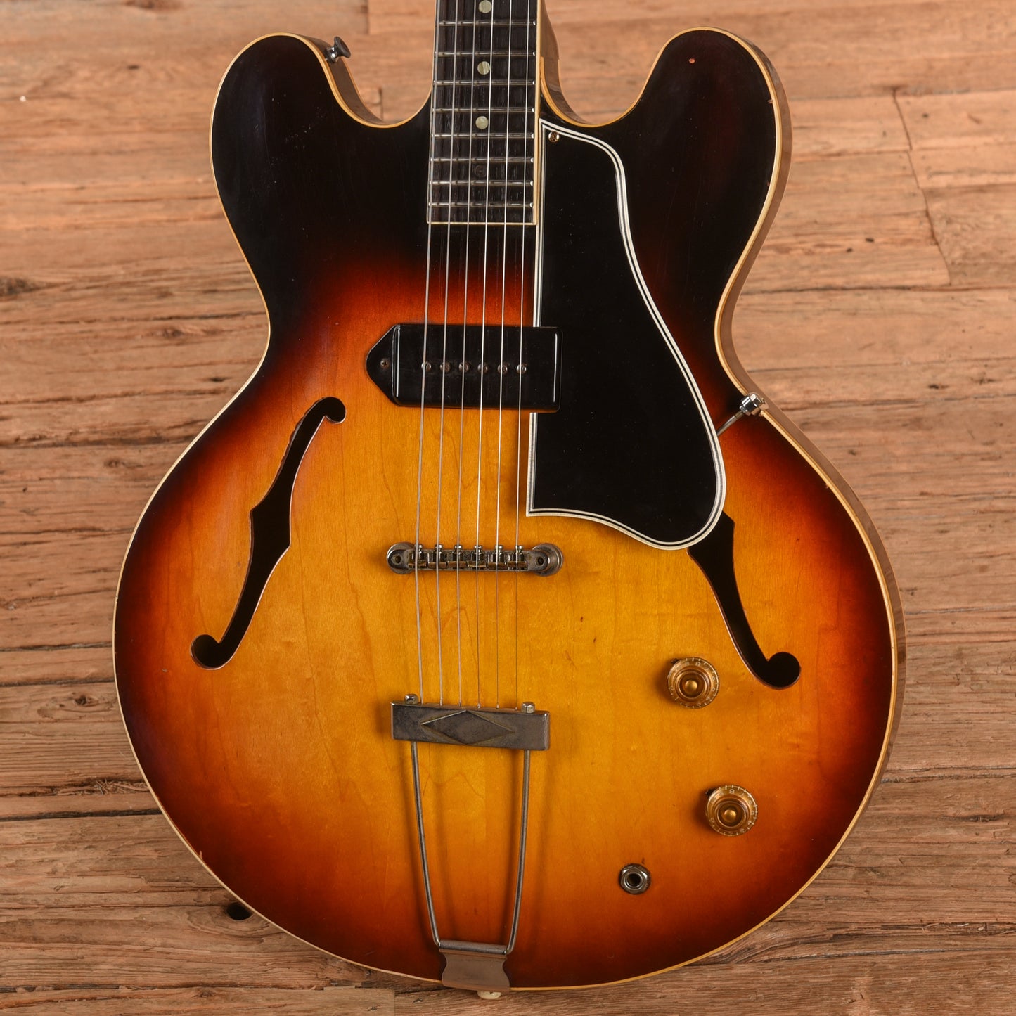 Gibson ES-330T Sunburst 1962 Electric Guitars