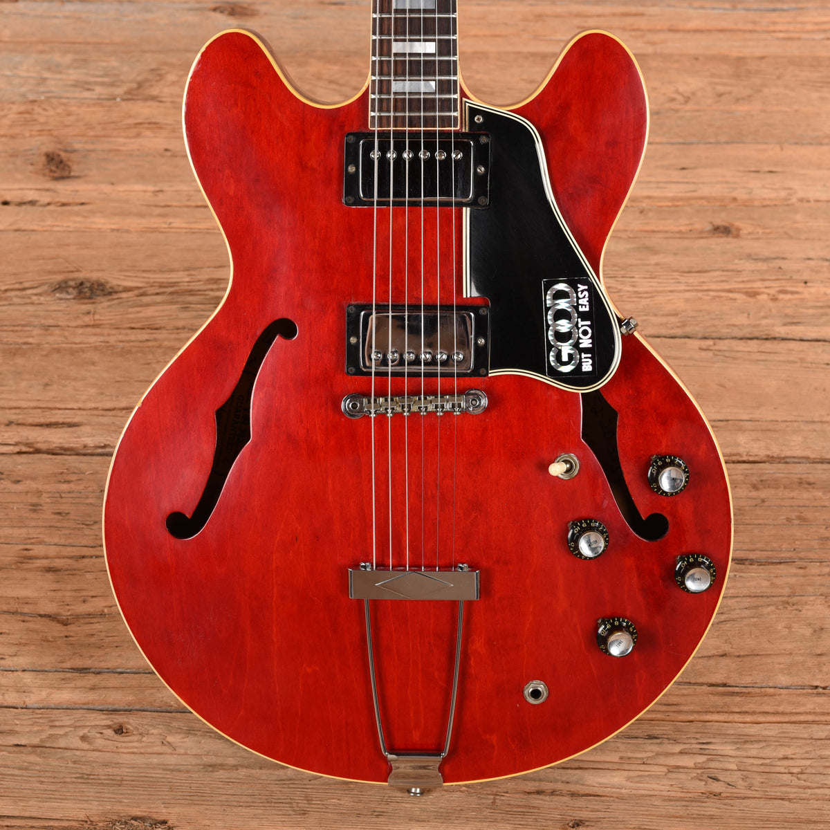 Gibson ES-335 Cherry Red 1969 Electric Guitars