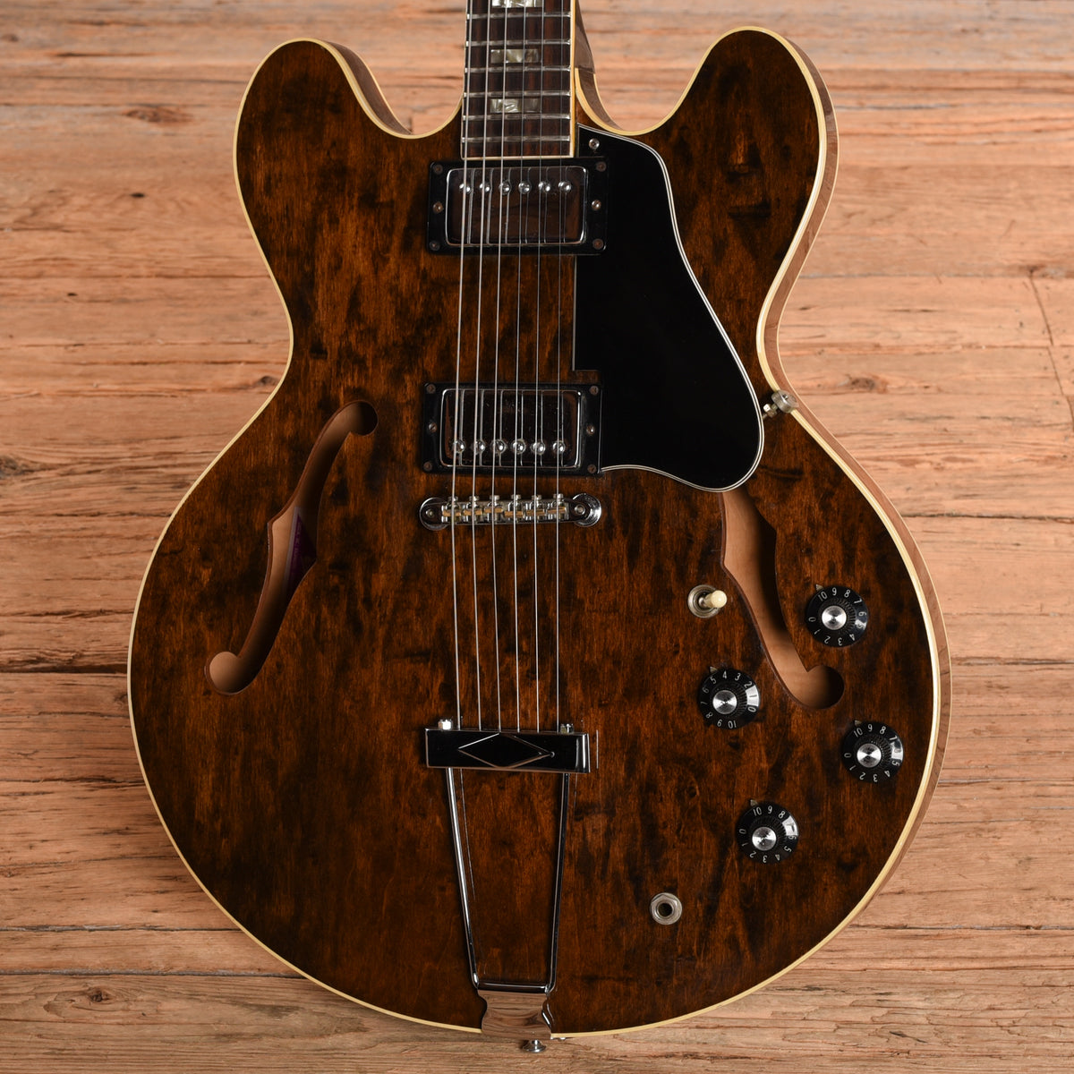 Gibson ES-335 Walnut 1973 Electric Guitars