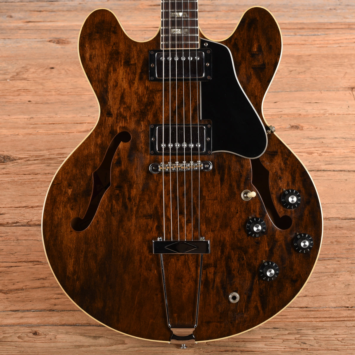 Gibson ES-335 Walnut 1973 Electric Guitars