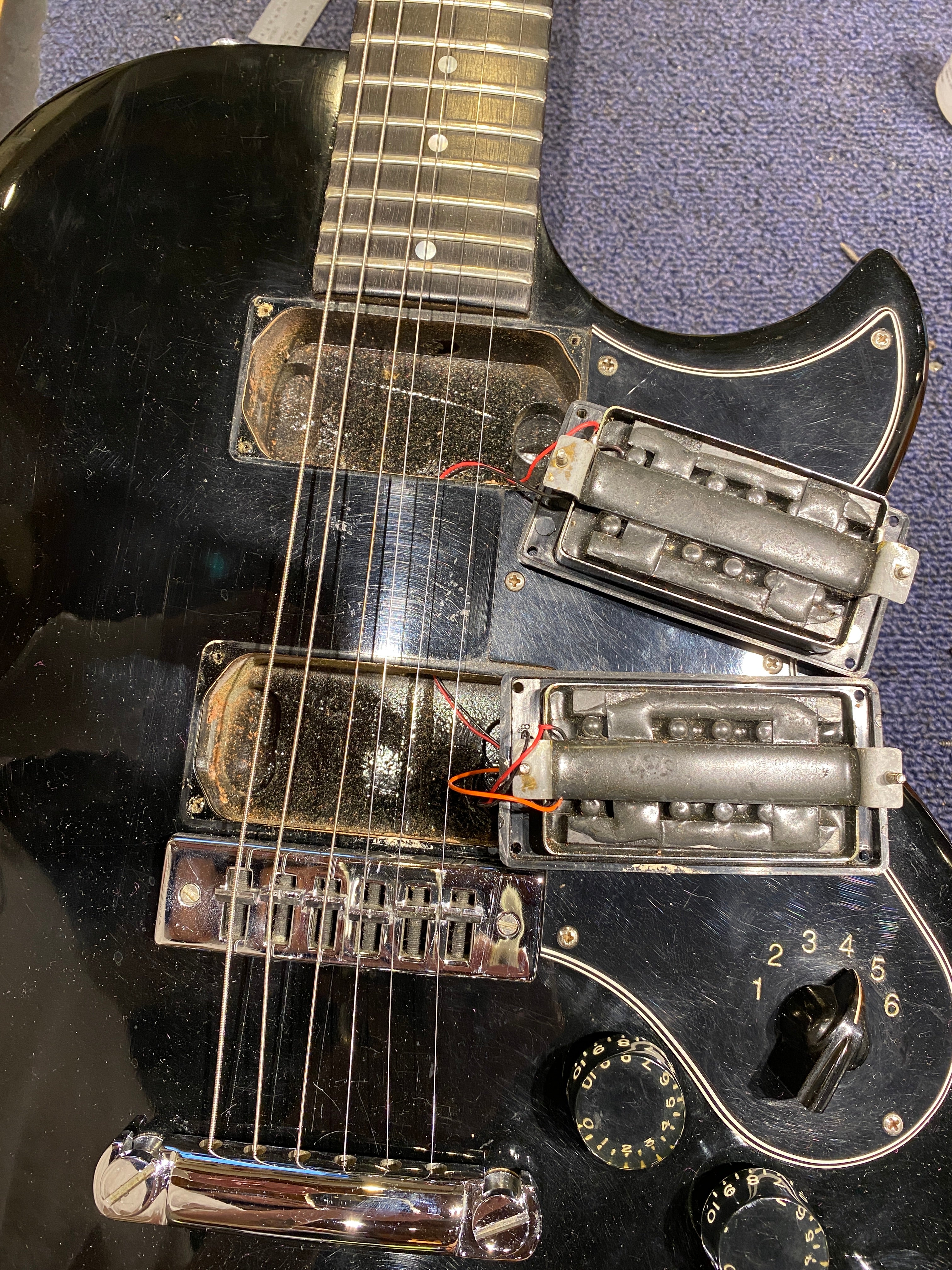 Gibson L-6S Black 1976 Electric Guitars