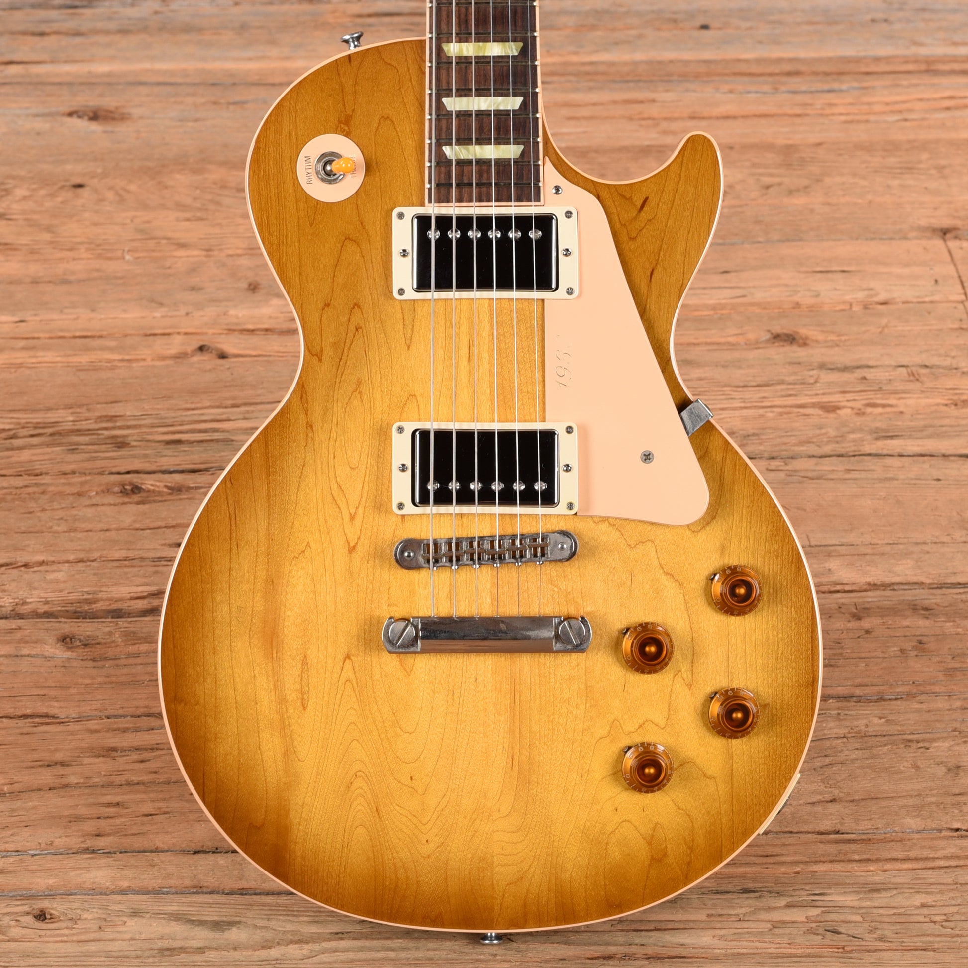 Gibson Les Paul Classic Honey Burst 2005 Electric Guitars