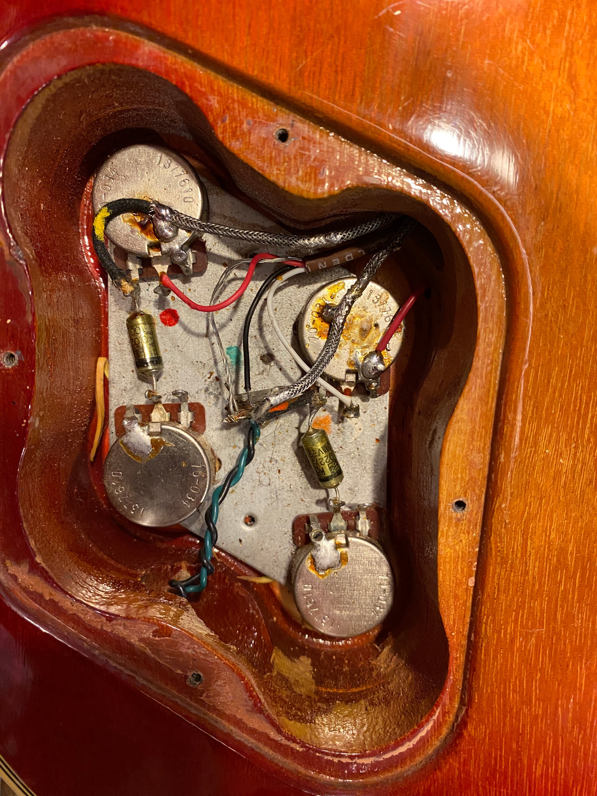 Gibson Les Paul Custom Cherry Sunburst 1976 Electric Guitars
