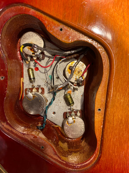 Gibson Les Paul Custom Cherry Sunburst 1976 Electric Guitars