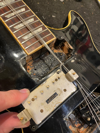 Gibson Les Paul Deluxe Re-Neck Black 1970s Electric Guitars