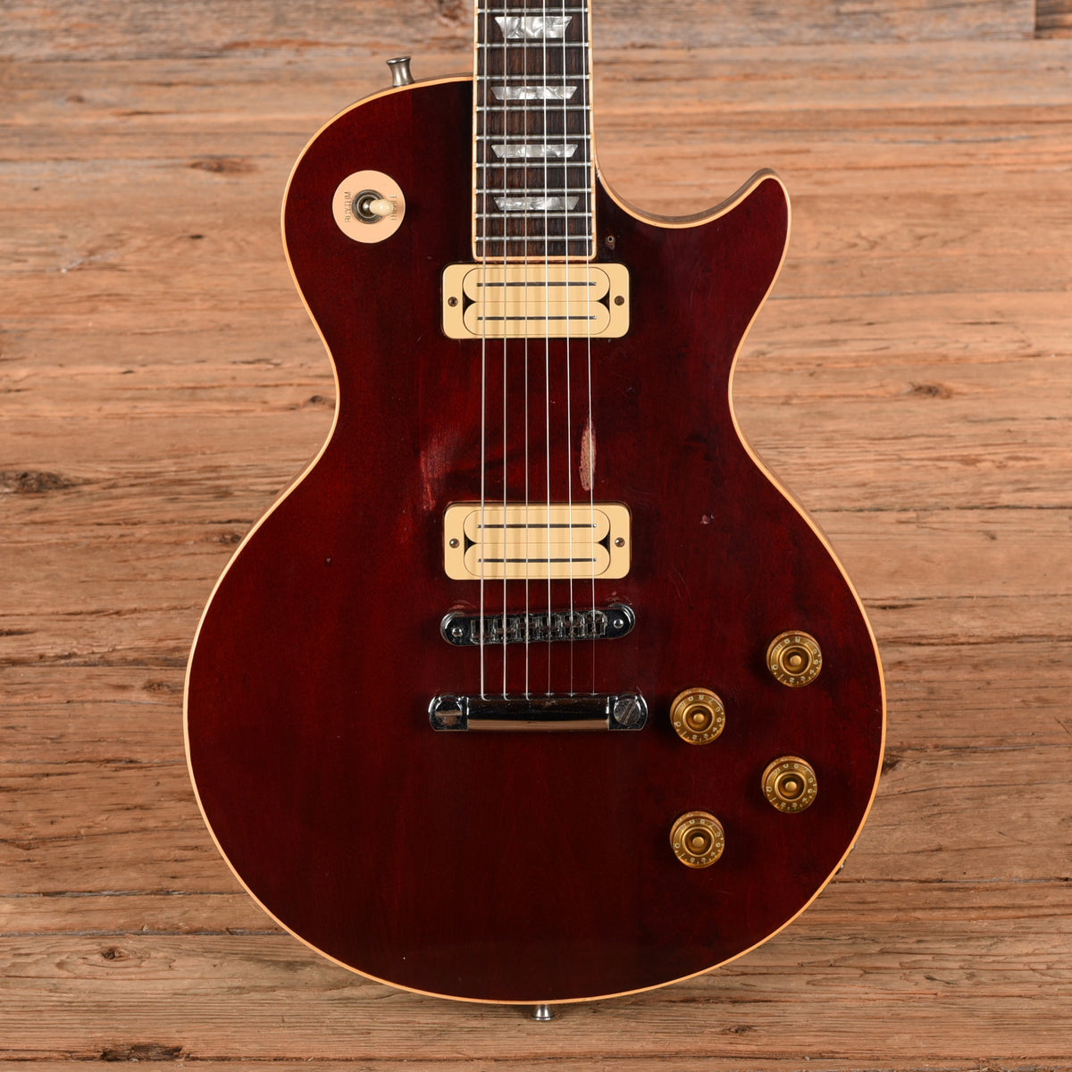 Gibson Les Paul Deluxe Wine Red 1979 Electric Guitars