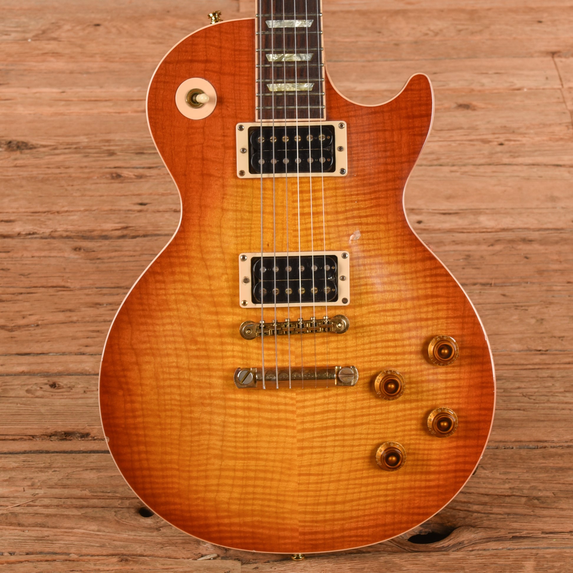 Gibson Les Paul Standard Classic Plus Sunburst Electric Guitars