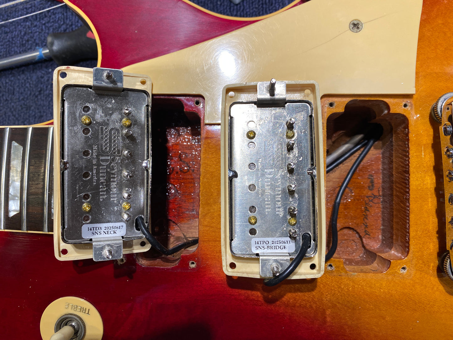 Gibson Les Paul Standard Sunburst 1983 Electric Guitars